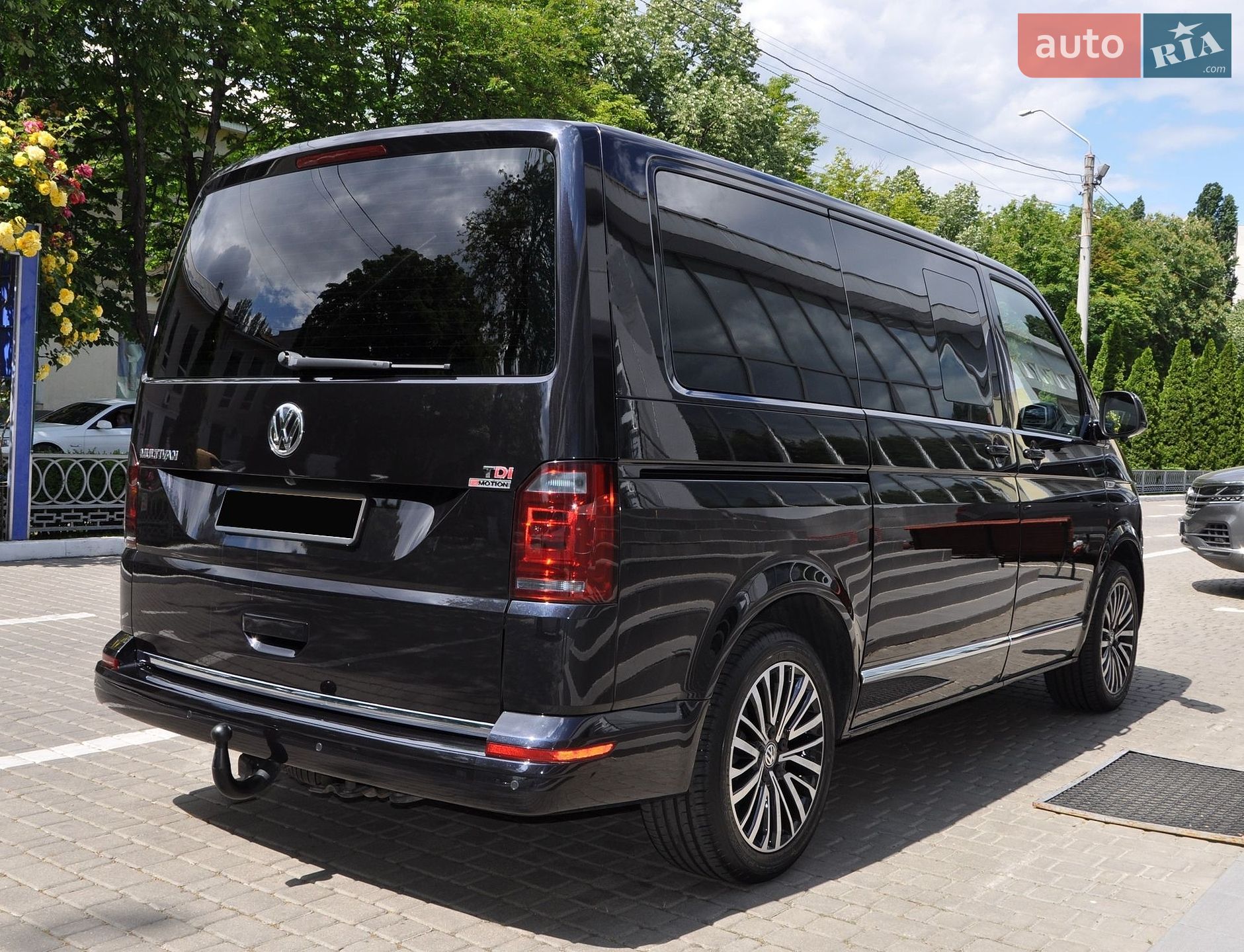 Volkswagen Multivan 2015 VIN WV2ZZZ7HZGH006930 фото оголошення 4 з 41