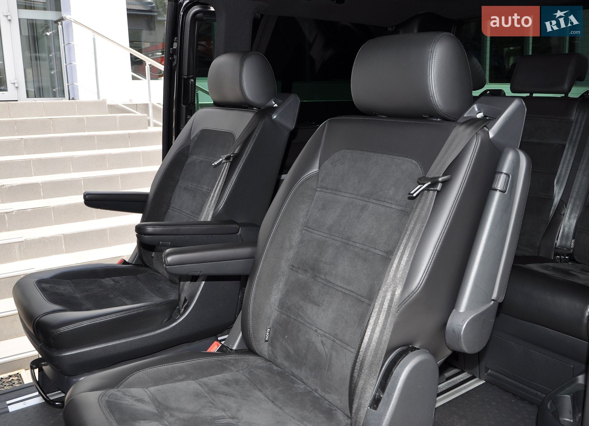 Volkswagen Multivan 2015 VIN WV2ZZZ7HZGH006930 фото оголошення 20 з 41