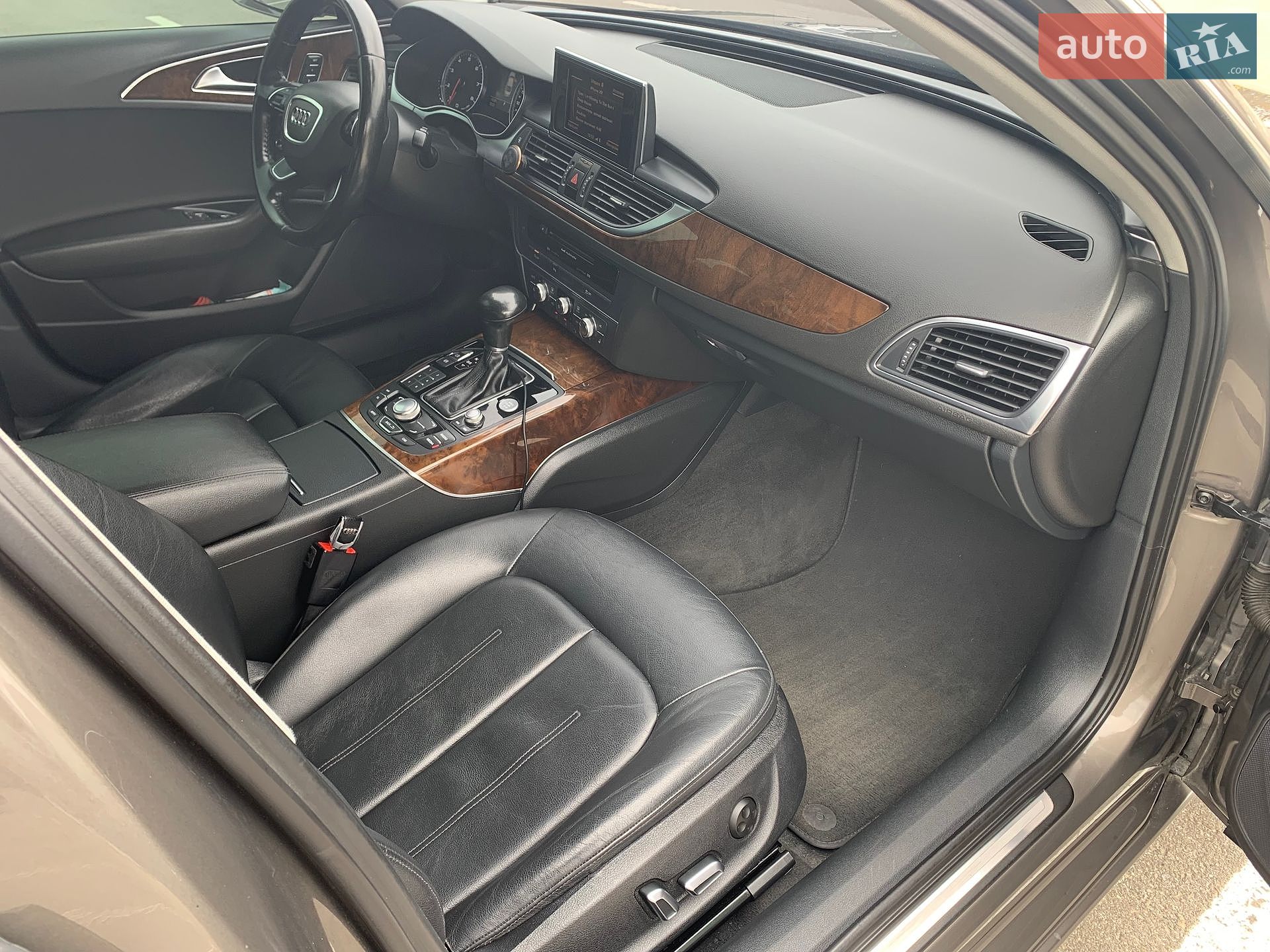 Audi A6 2011 VIN WAUZZZ4G3CN026735 фото оголошення 10 з 14