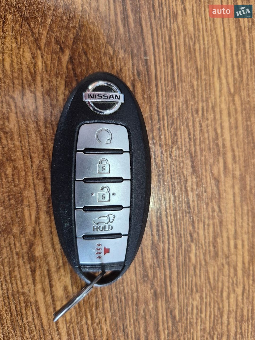 Nissan Pathfinder 2016 VIN 5N1DR2MM0HC608185 фото оголошення 27 з 28