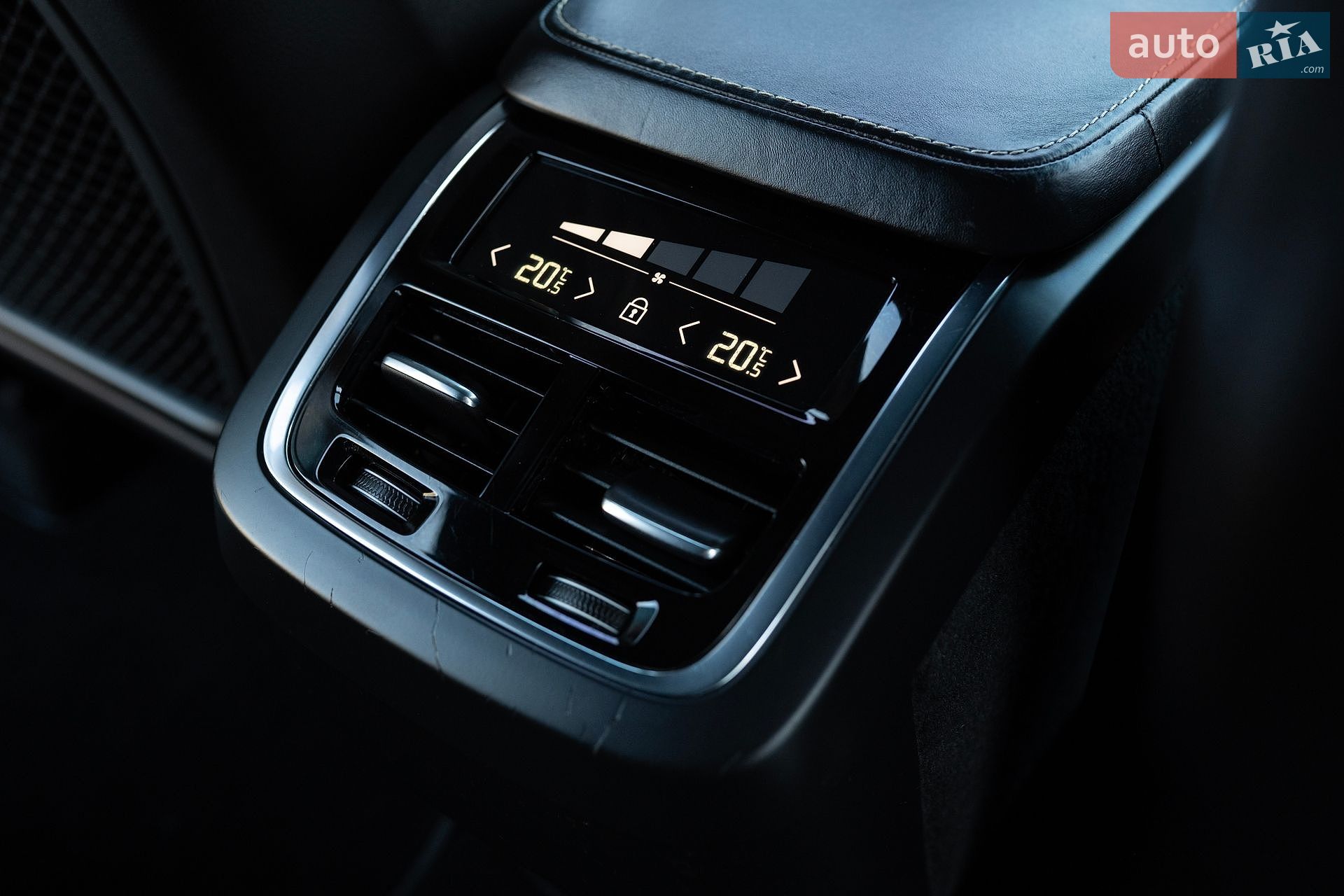 Volvo XC90 2017 VIN YV4A22PM9J1197360 фото оголошення 24 з 36