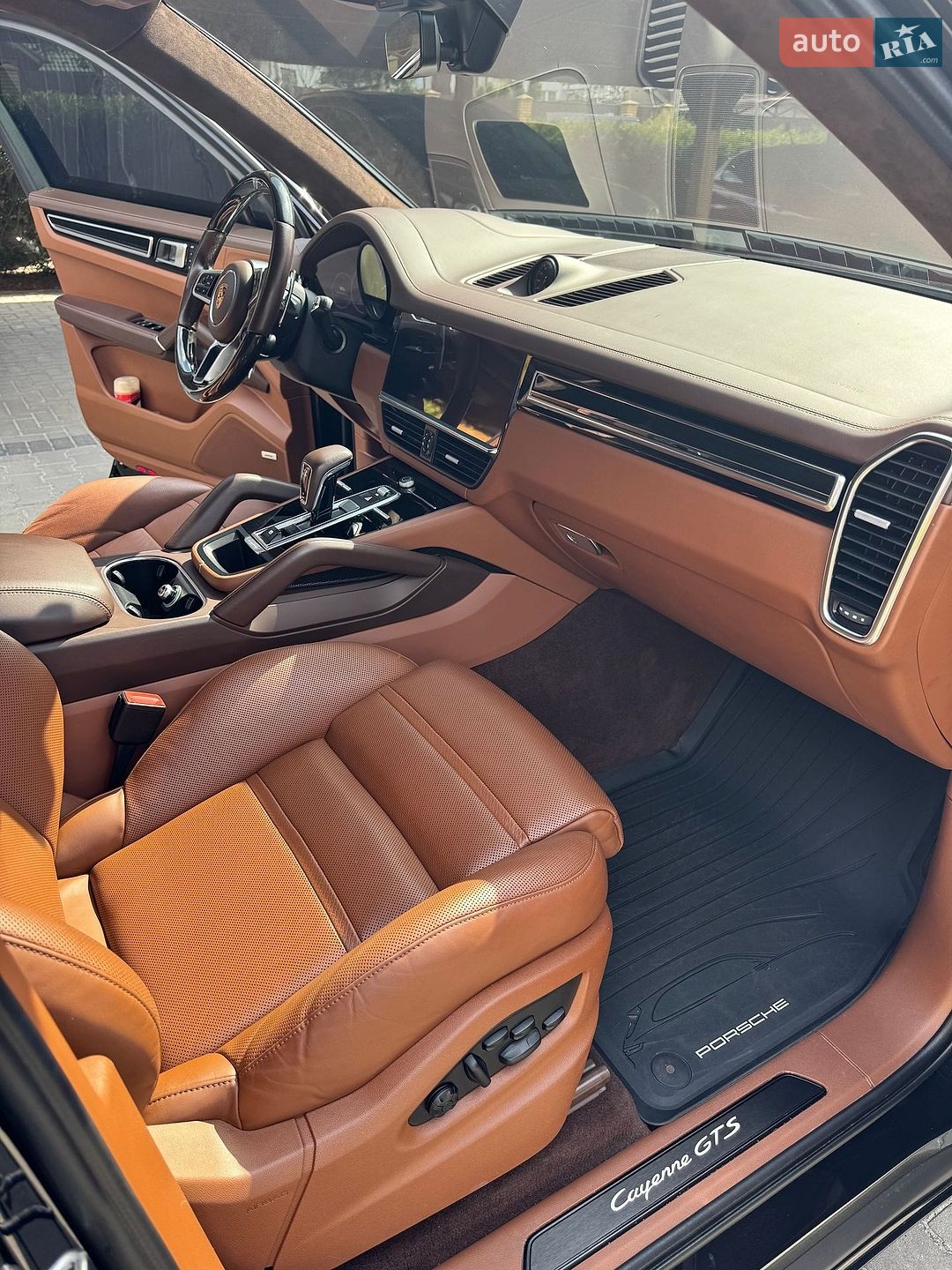 Porsche Cayenne 2021 VIN WP1ZZZ9YZNDA32607 фото оголошення 22 з 28