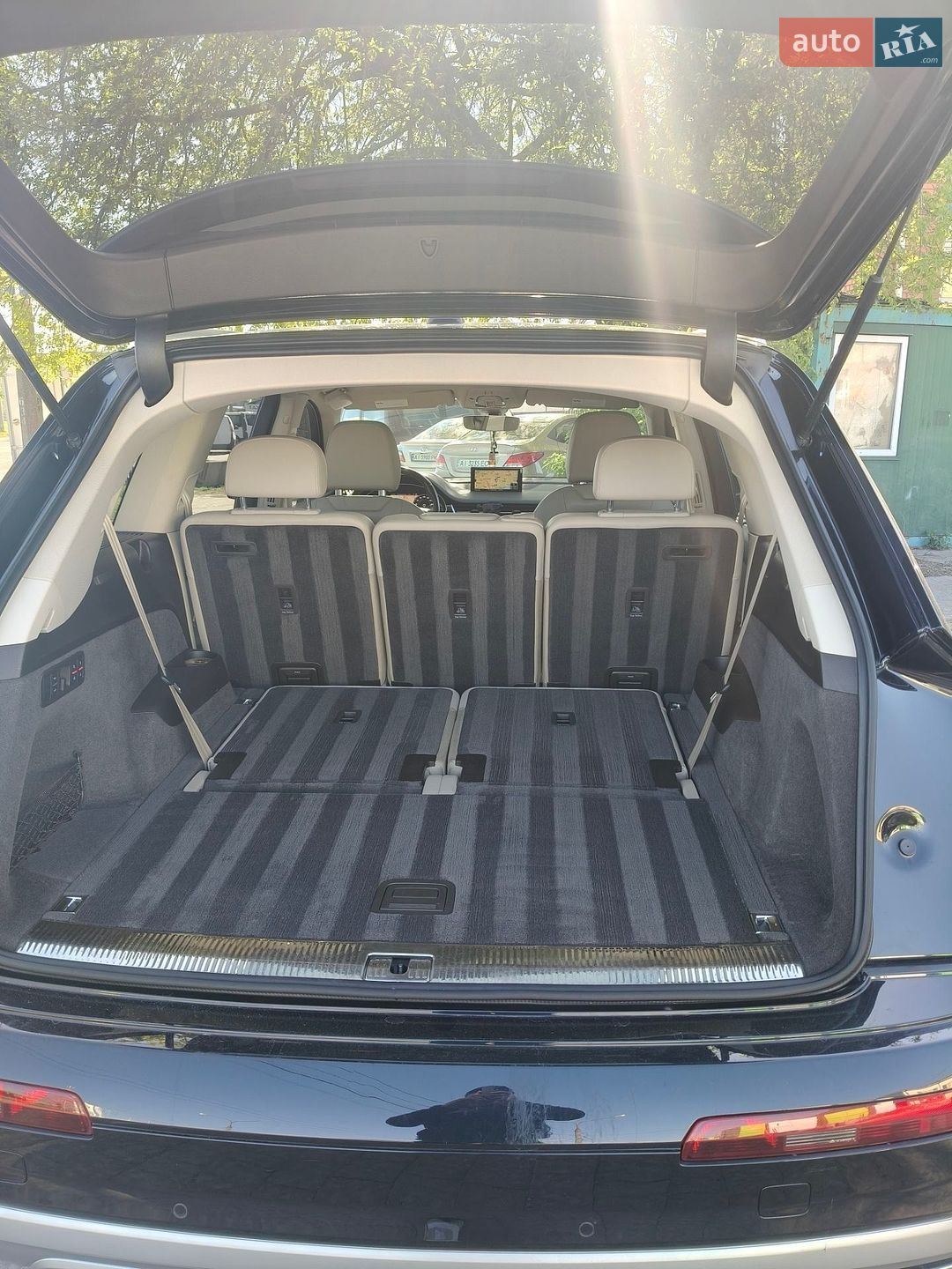 Audi Q7 2016 VIN WA1VAAF75HD035810 фото оголошення 23 з 26