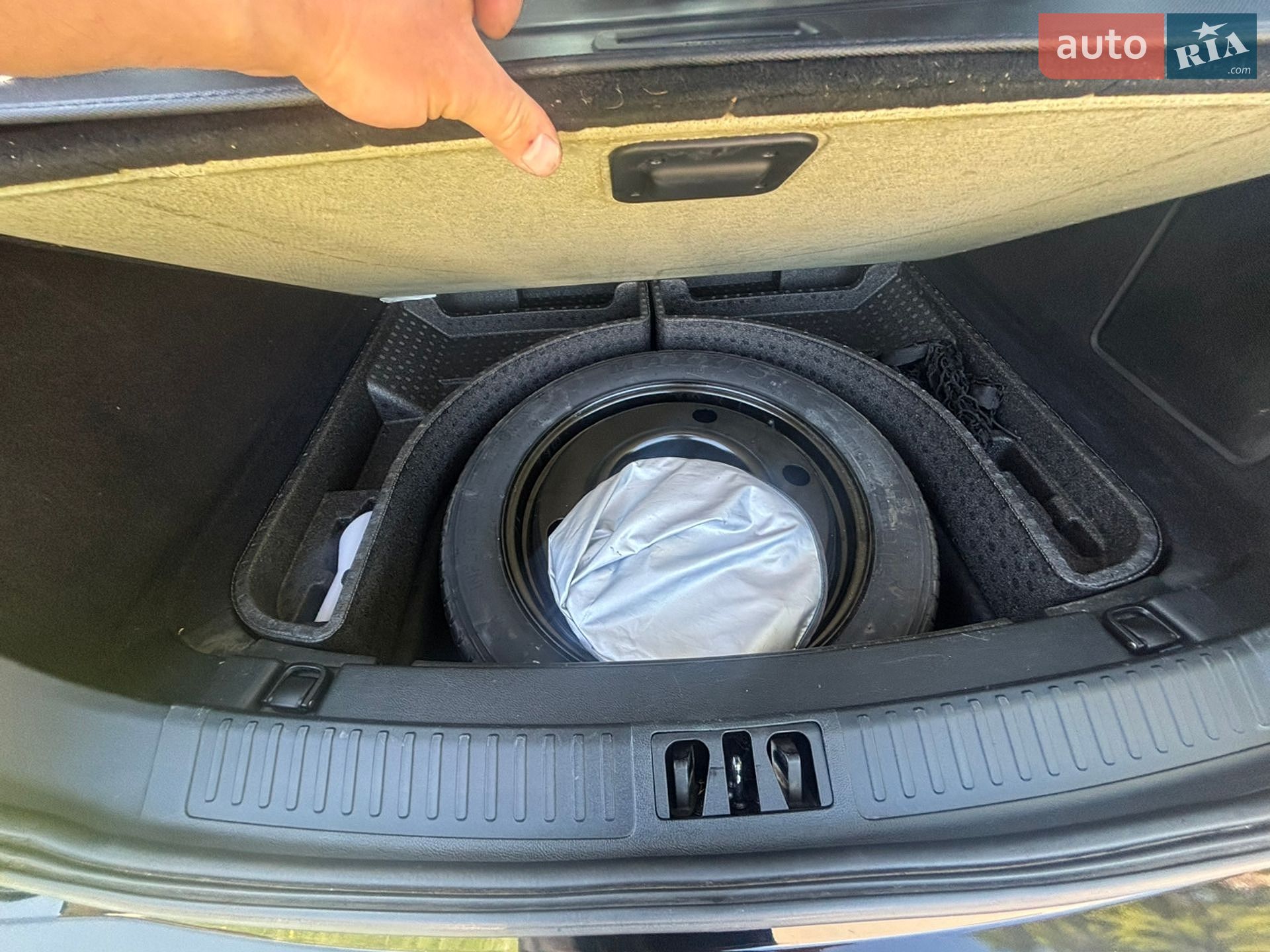 Lincoln MKX 2018 VIN 2LMPJ8LP2JBL48031 фото оголошення 21 з 28