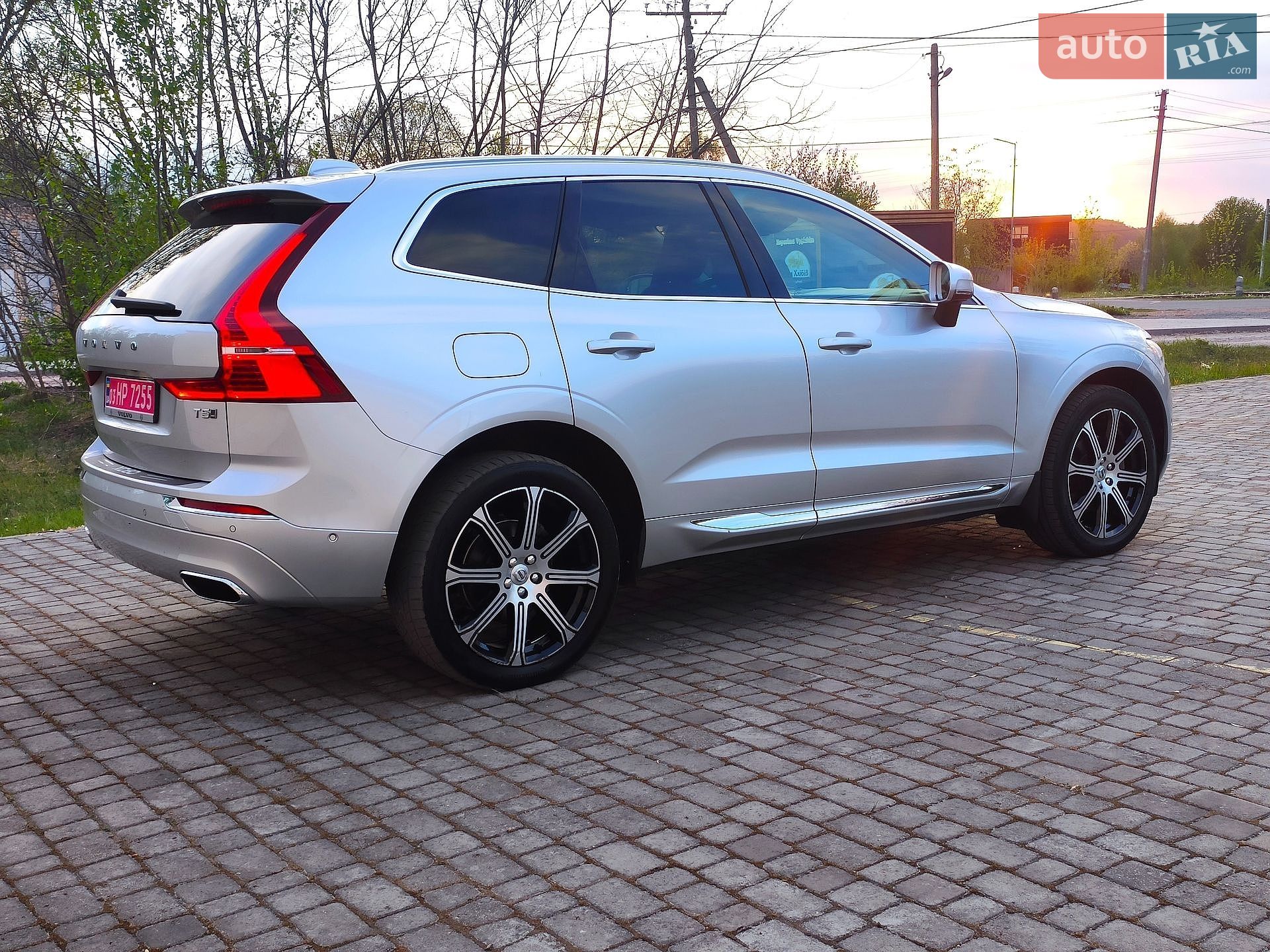Volvo XC60 2021 VIN YV4102RL4M1876001 фото оголошення 13 з 67