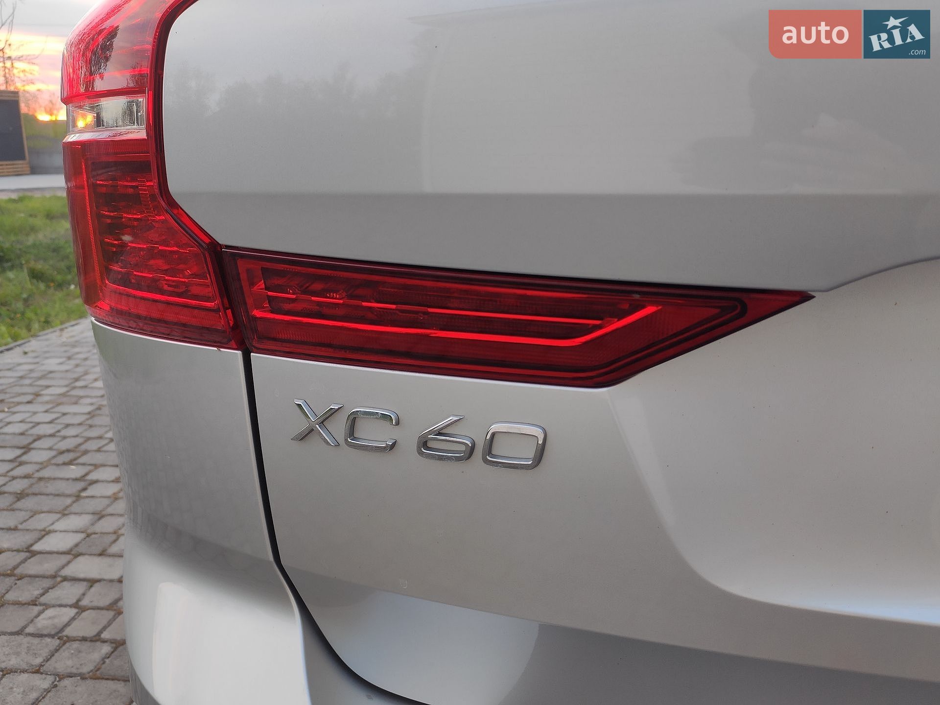Volvo XC60 2021 VIN YV4102RL4M1876001 фото оголошення 11 з 67
