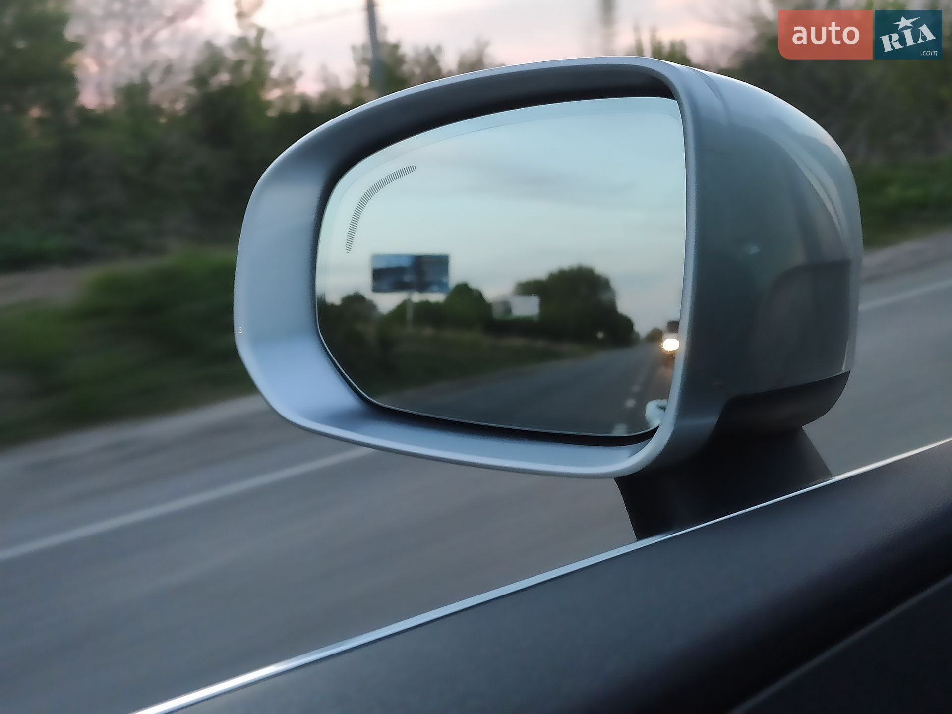 Volvo XC60 2021 VIN YV4102RL4M1876001 фото оголошення 32 з 67