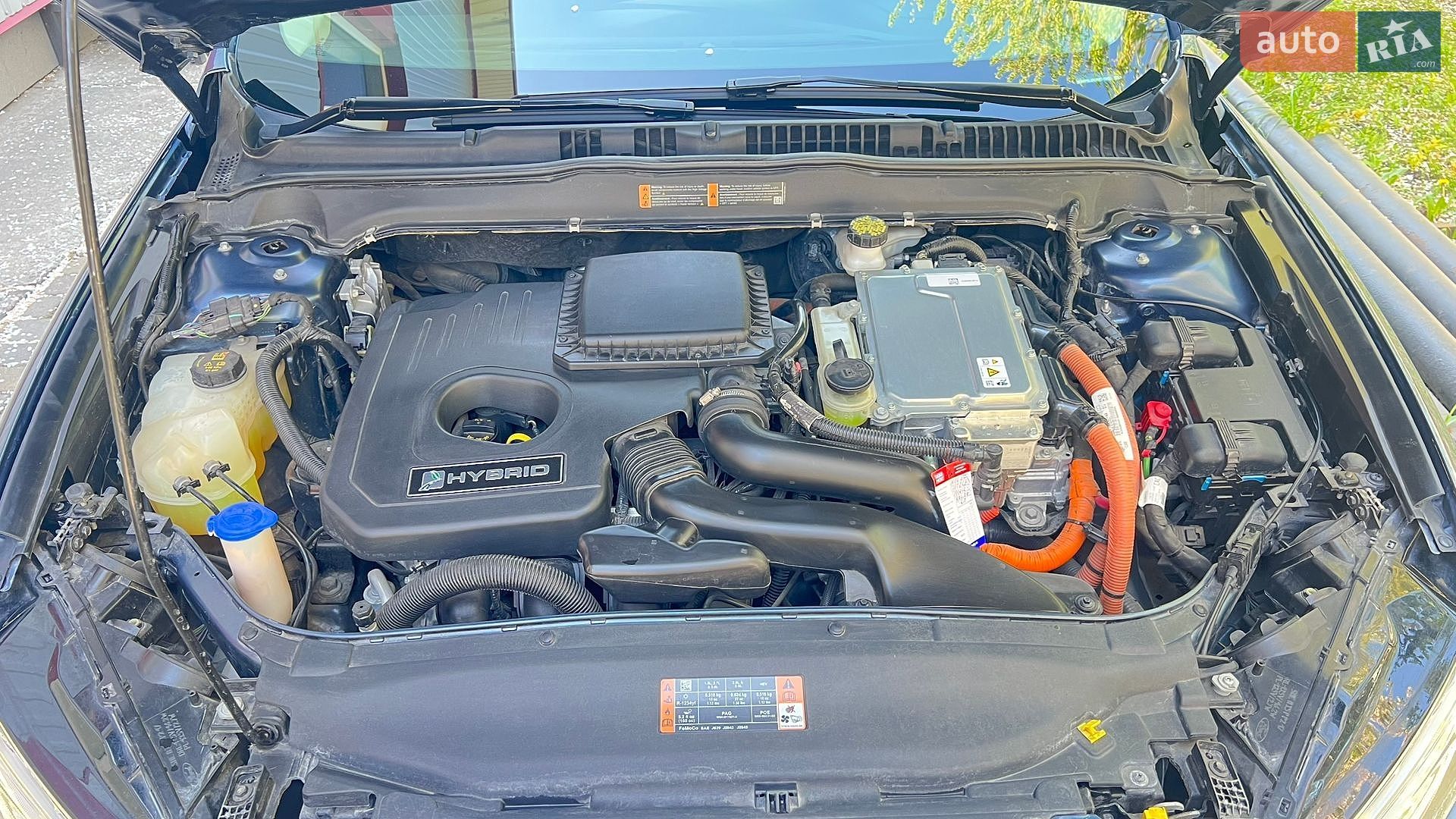 Ford Fusion 2018 VIN 3FA6P0LU7JR274582 фото оголошення 11 з 16