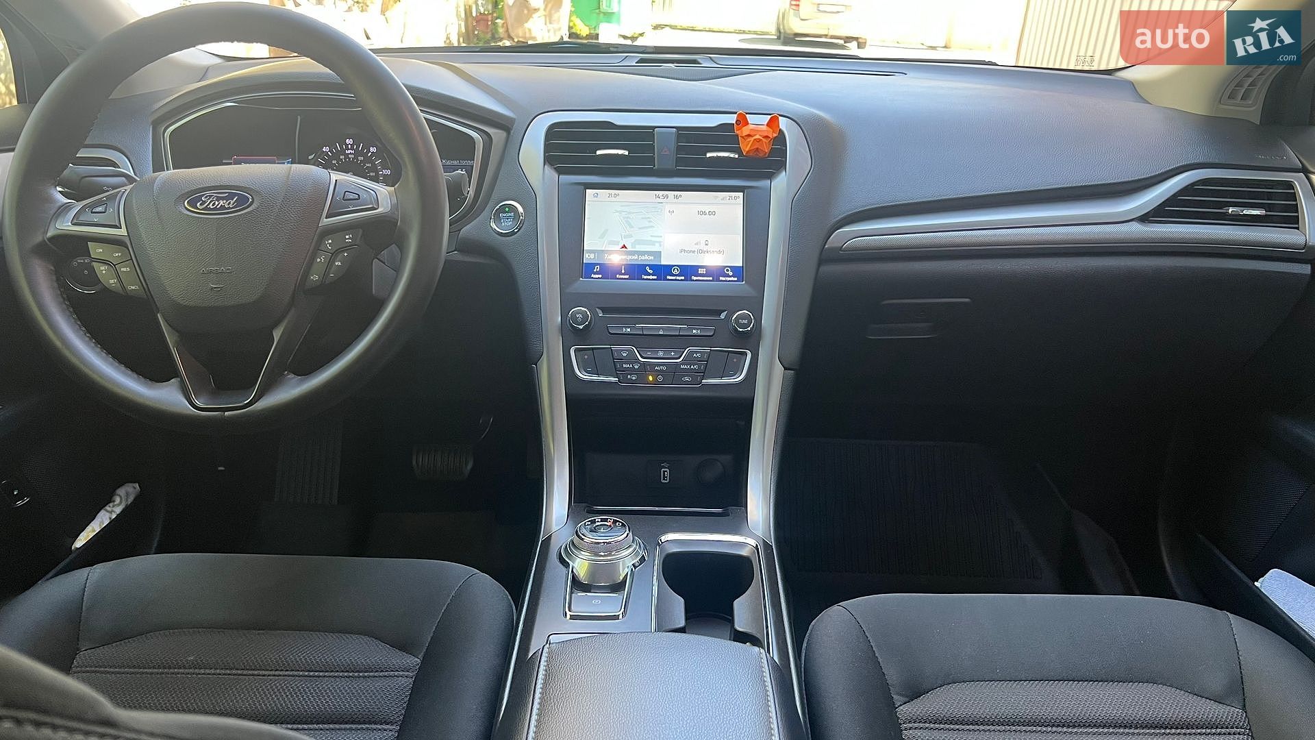 Ford Fusion 2018 VIN 3FA6P0LU7JR274582 фото оголошення 13 з 16