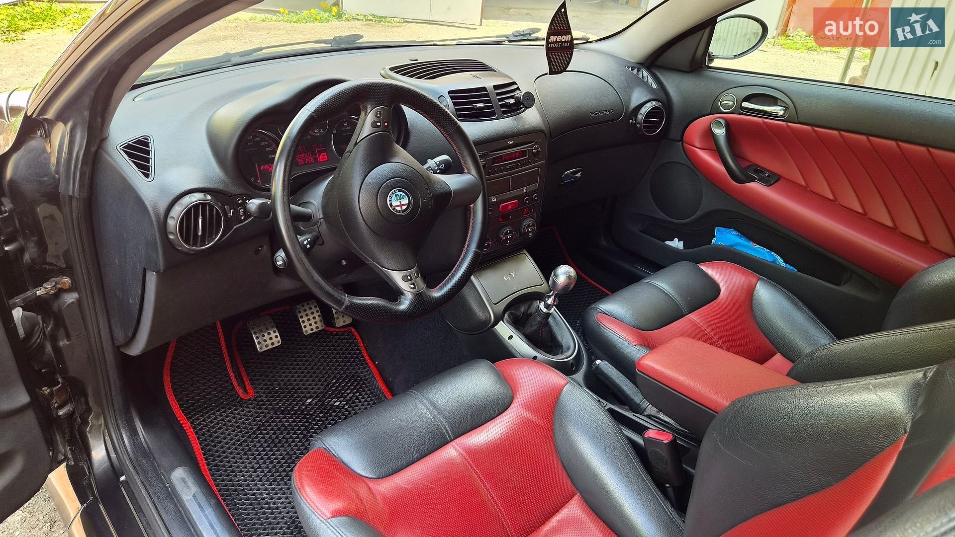 Alfa Romeo GT 2007 VIN ZAR93700005248640 фото оголошення 5 з 32