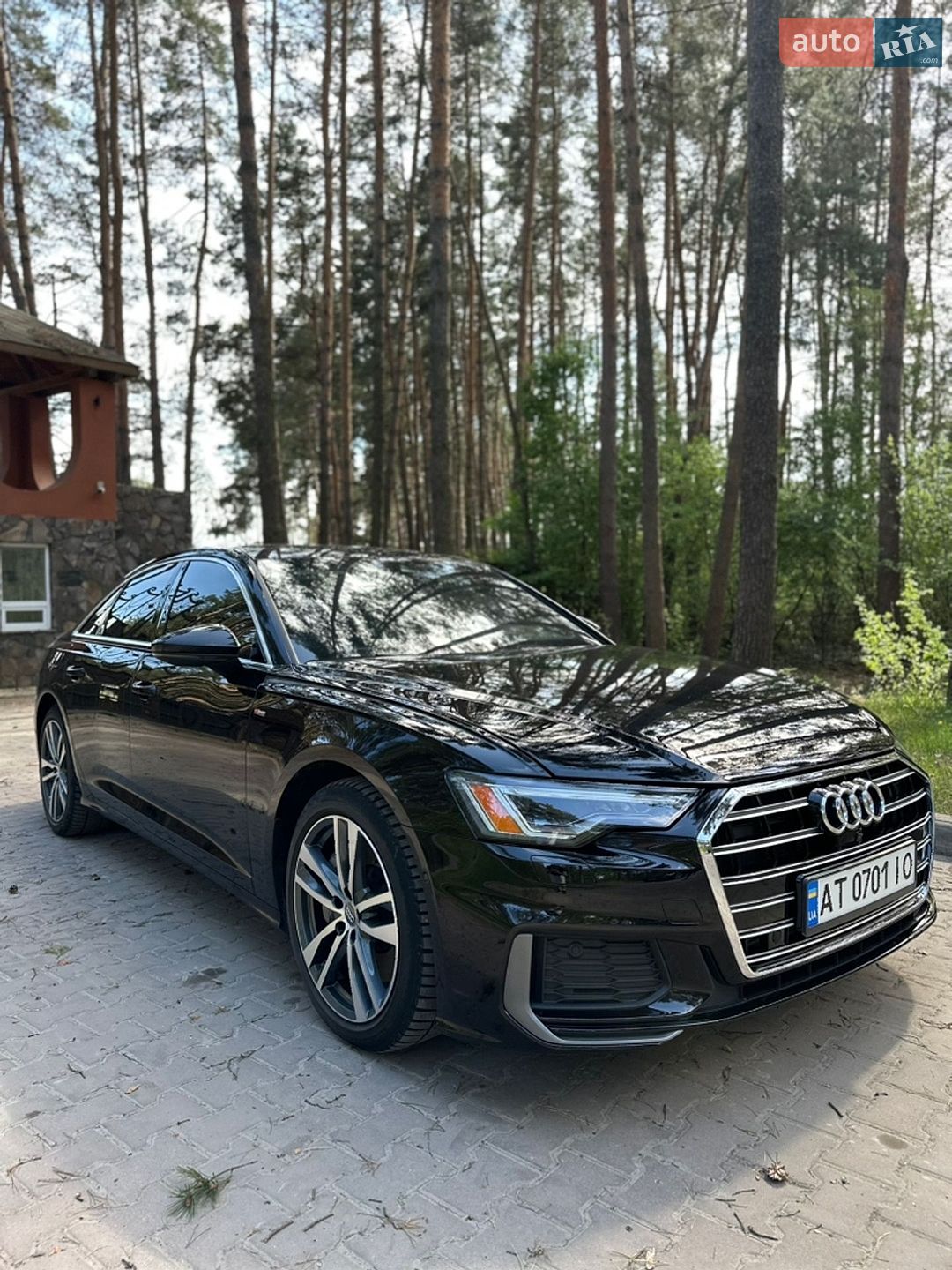 Audi A6 2018 VIN WAUL2AF24KN056273 фото оголошення 10 з 36