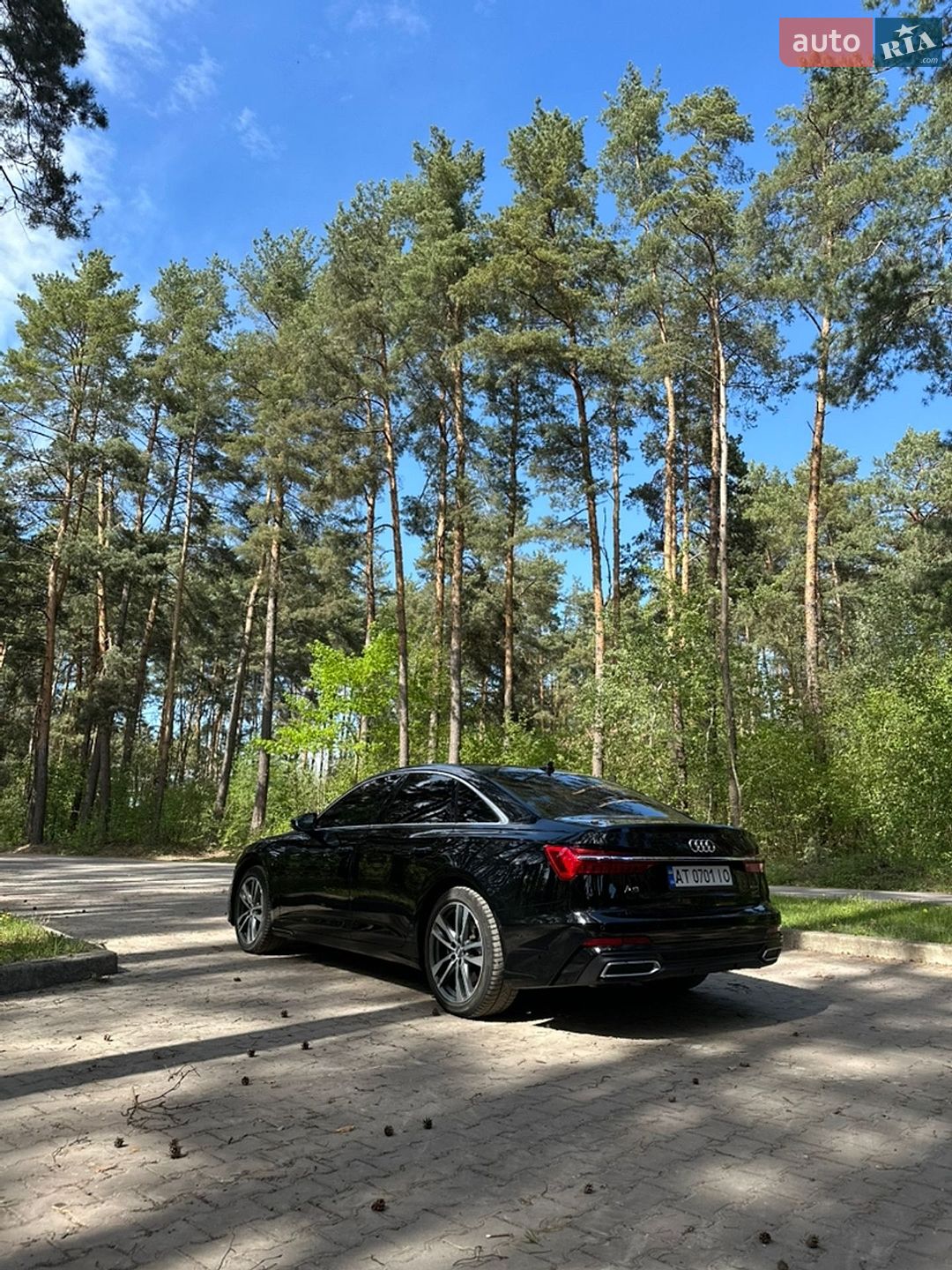 Audi A6 2018 VIN WAUL2AF24KN056273 фото оголошення 16 з 36