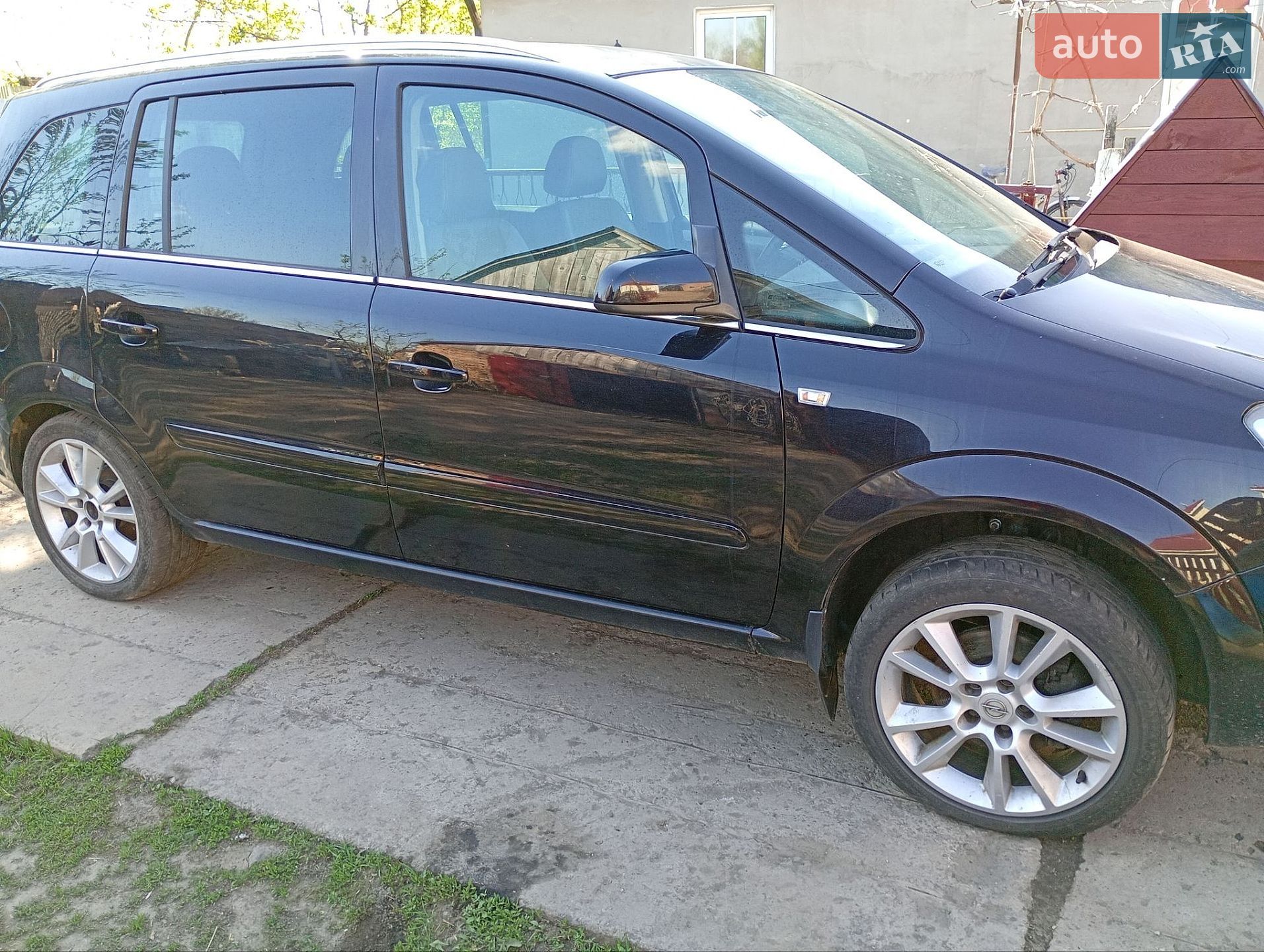 Opel Zafira 2009 VIN W0L0AHM759G084402 фото оголошення 4 з 7