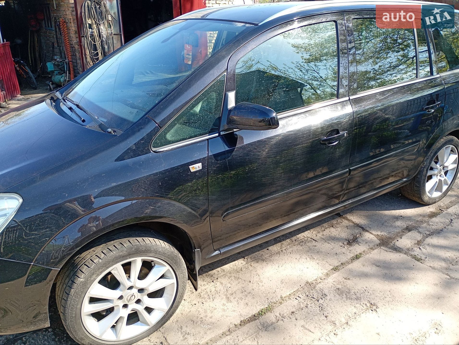 Opel Zafira 2009 VIN W0L0AHM759G084402 фото оголошення 2 з 7