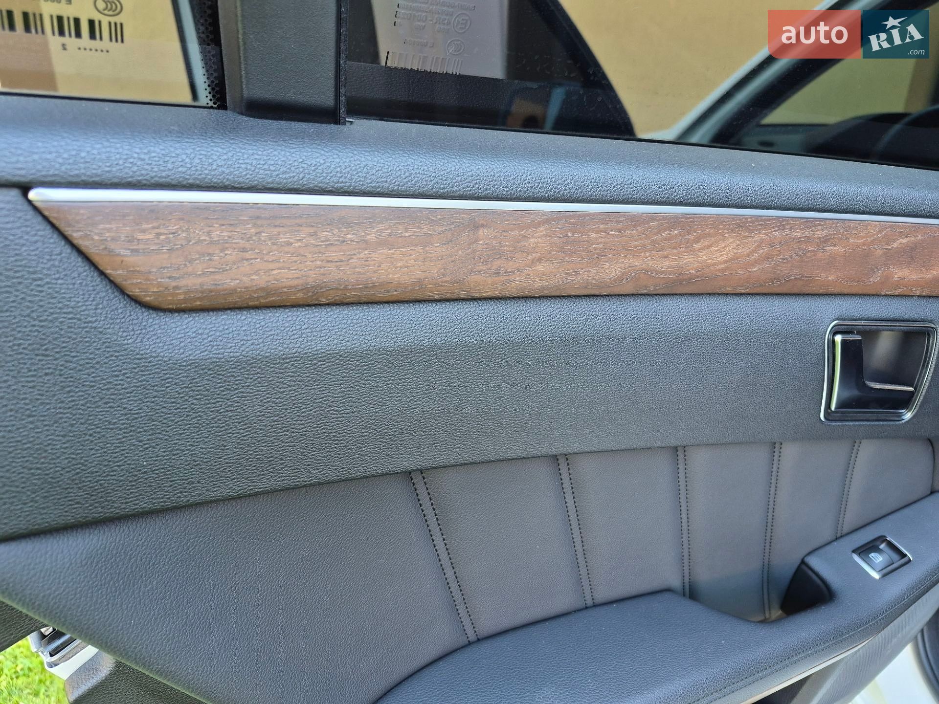 Mercedes-Benz E-Class 2012 VIN WDD2120821A626817 фото оголошення 9 з 61