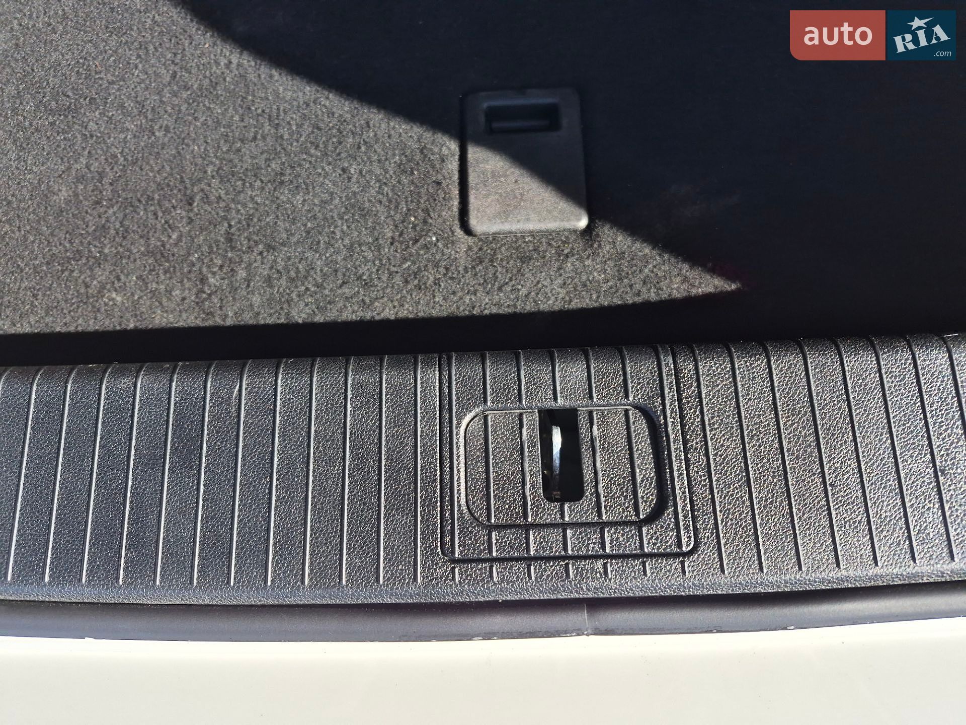 Mercedes-Benz E-Class 2012 VIN WDD2120821A626817 фото оголошення 21 з 61