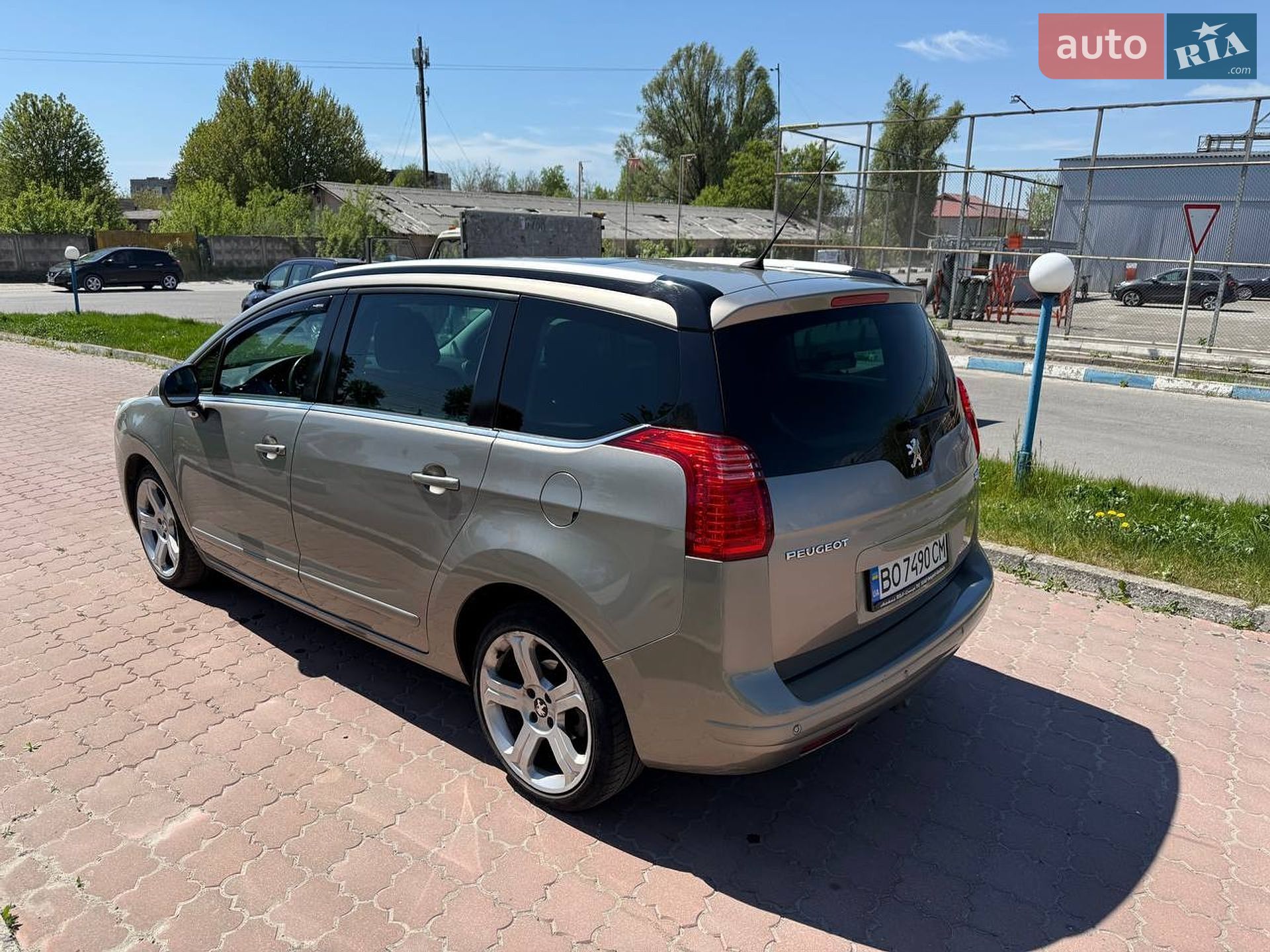 Peugeot 5008 2011 VIN VF30A9HR8BS243087 фото оголошення 8 з 17