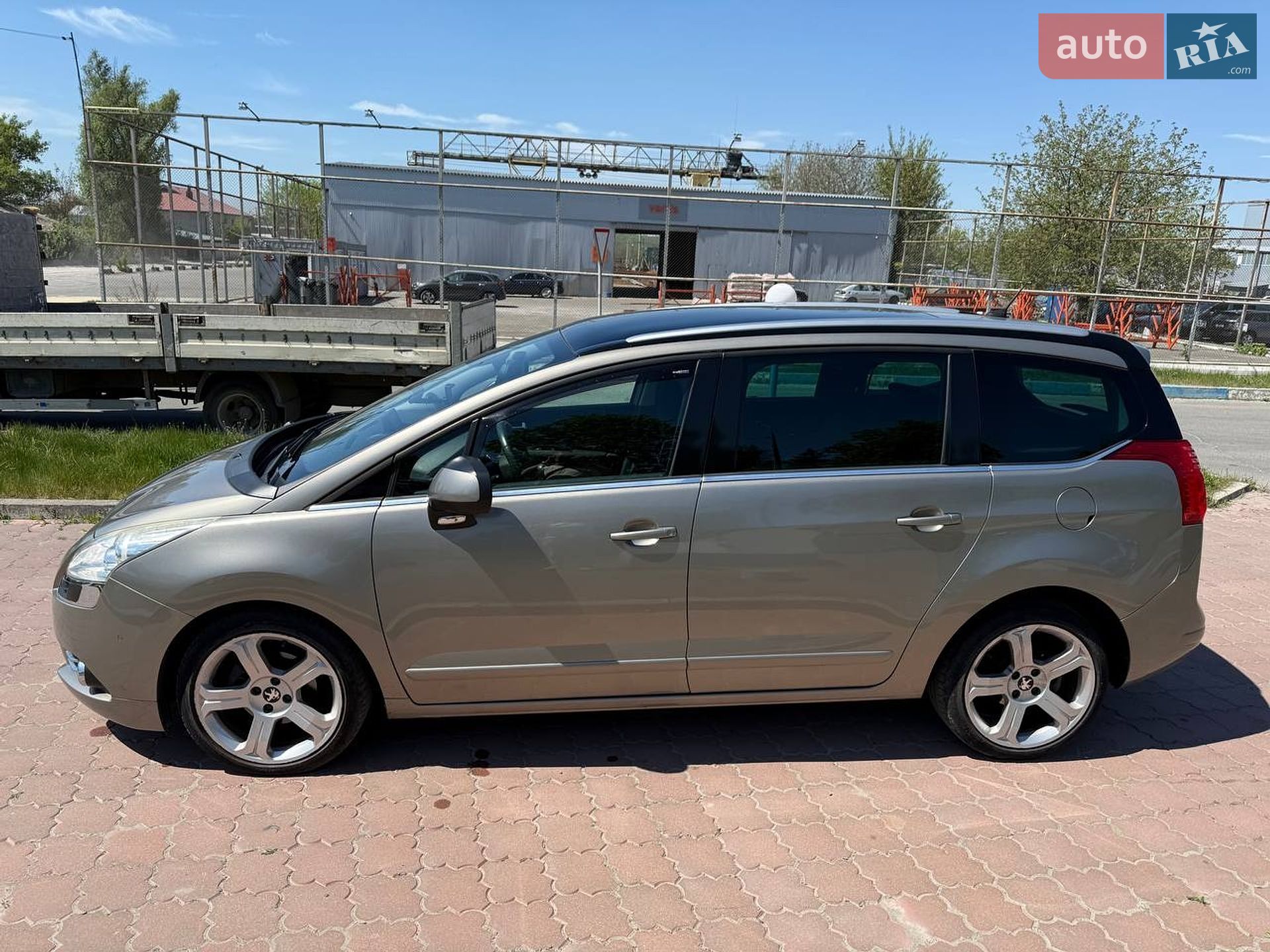 Peugeot 5008 2011 VIN VF30A9HR8BS243087 фото оголошення 5 з 17