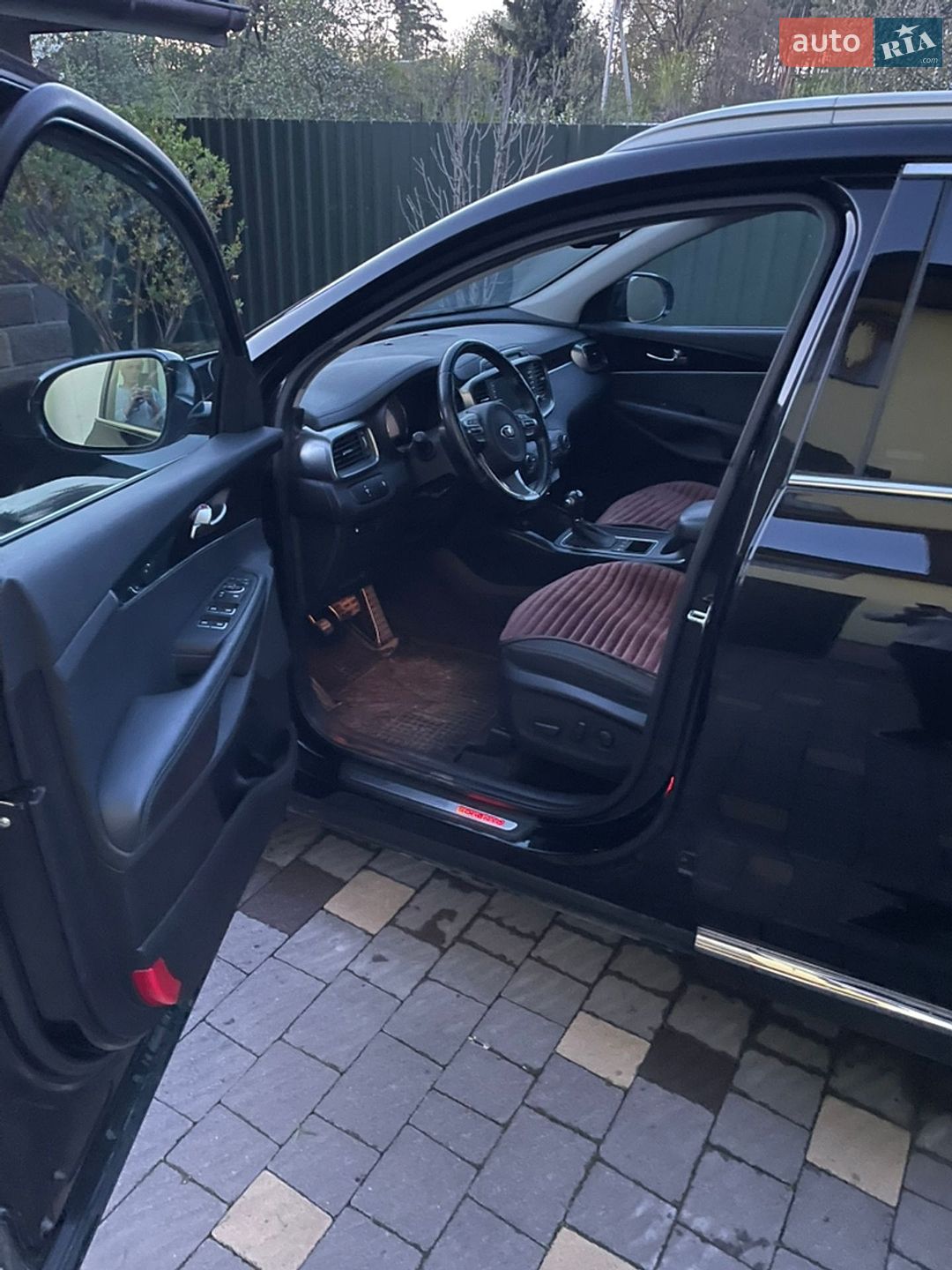 Kia Sorento 2015 VIN KNAPH81BDF5059954 фото оголошення 9 з 19