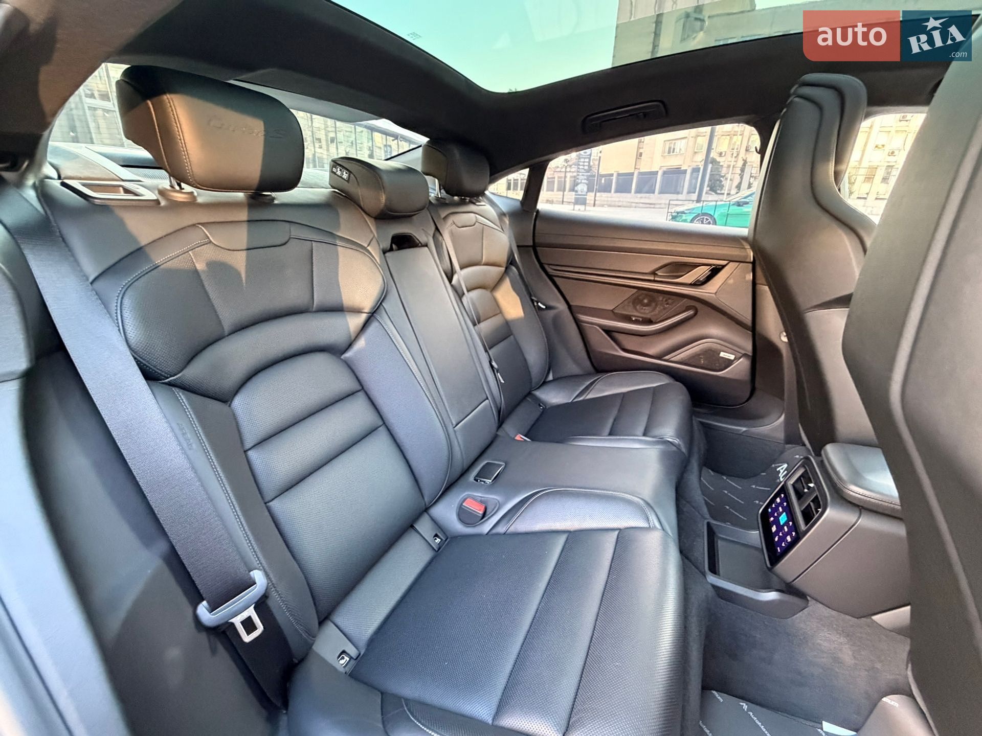 Porsche Taycan 2021 VIN WP0ZZZY1ZMSA58078 фото оголошення 9 з 36