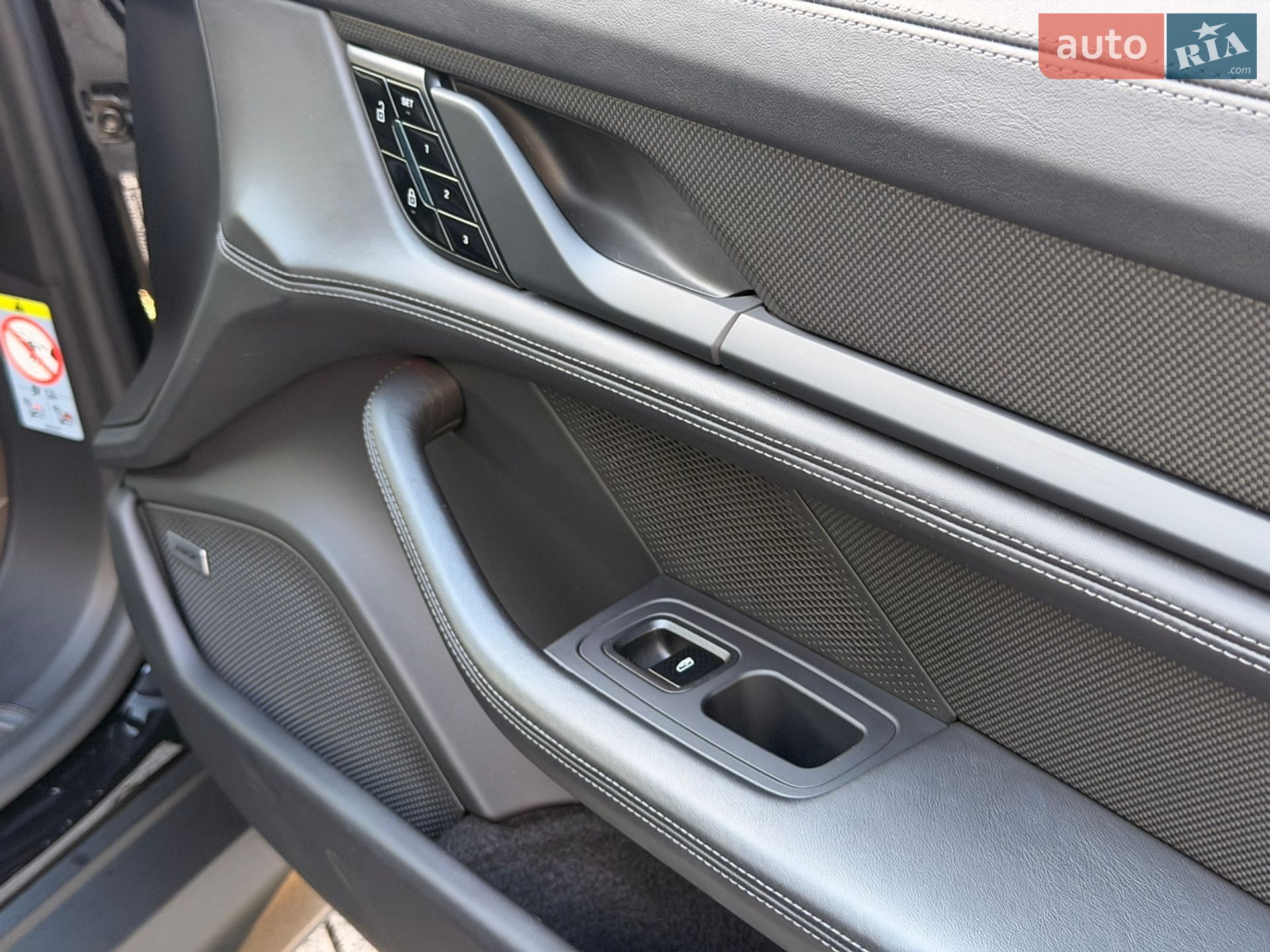 Porsche Taycan 2021 VIN WP0ZZZY1ZMSA58078 фото оголошення 21 з 36