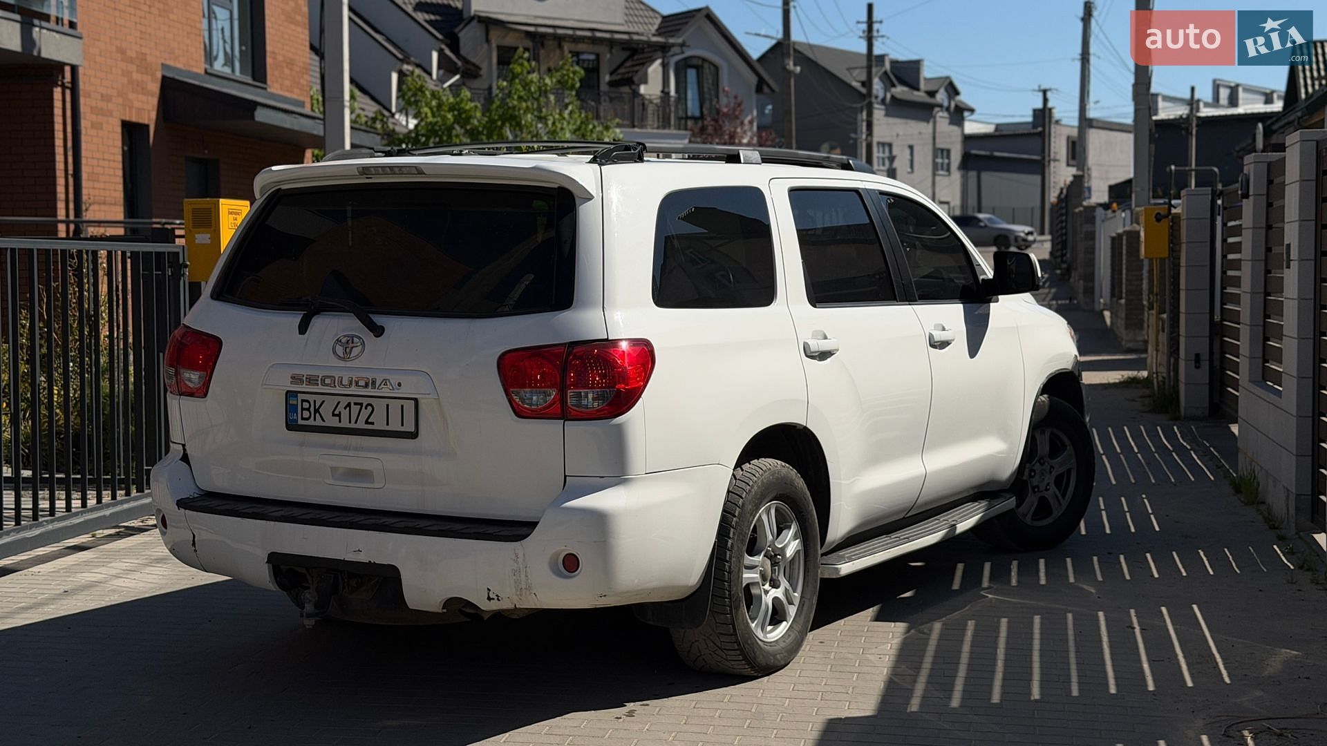 Toyota Sequoia 2013 VIN 5TDBW5G14ES093211 фото оголошення 2 з 18