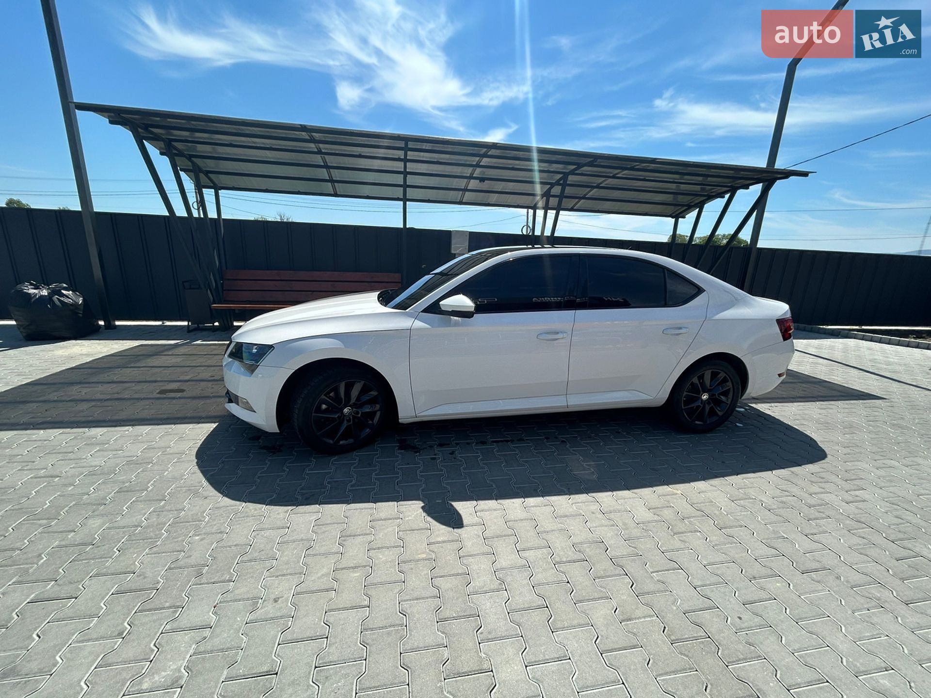 Skoda Superb 2018 VIN TMBAH7NP8K7024603 фото оголошення 3 з 17