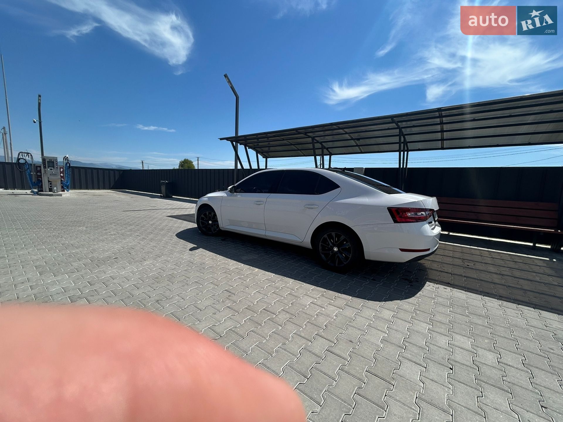 Skoda Superb 2018 VIN TMBAH7NP8K7024603 фото оголошення 5 з 17