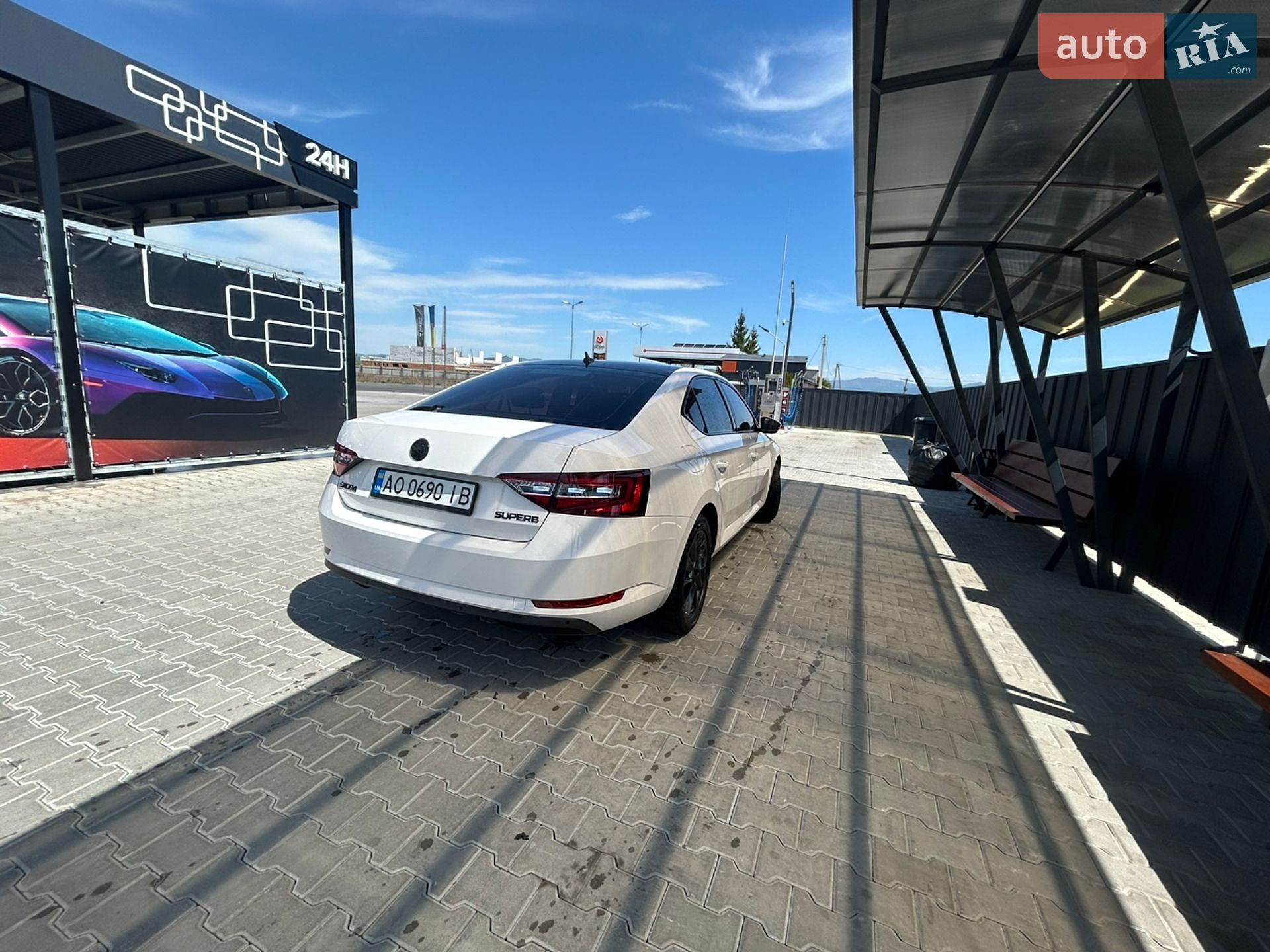 Skoda Superb 2018 VIN TMBAH7NP8K7024603 фото оголошення 6 з 17