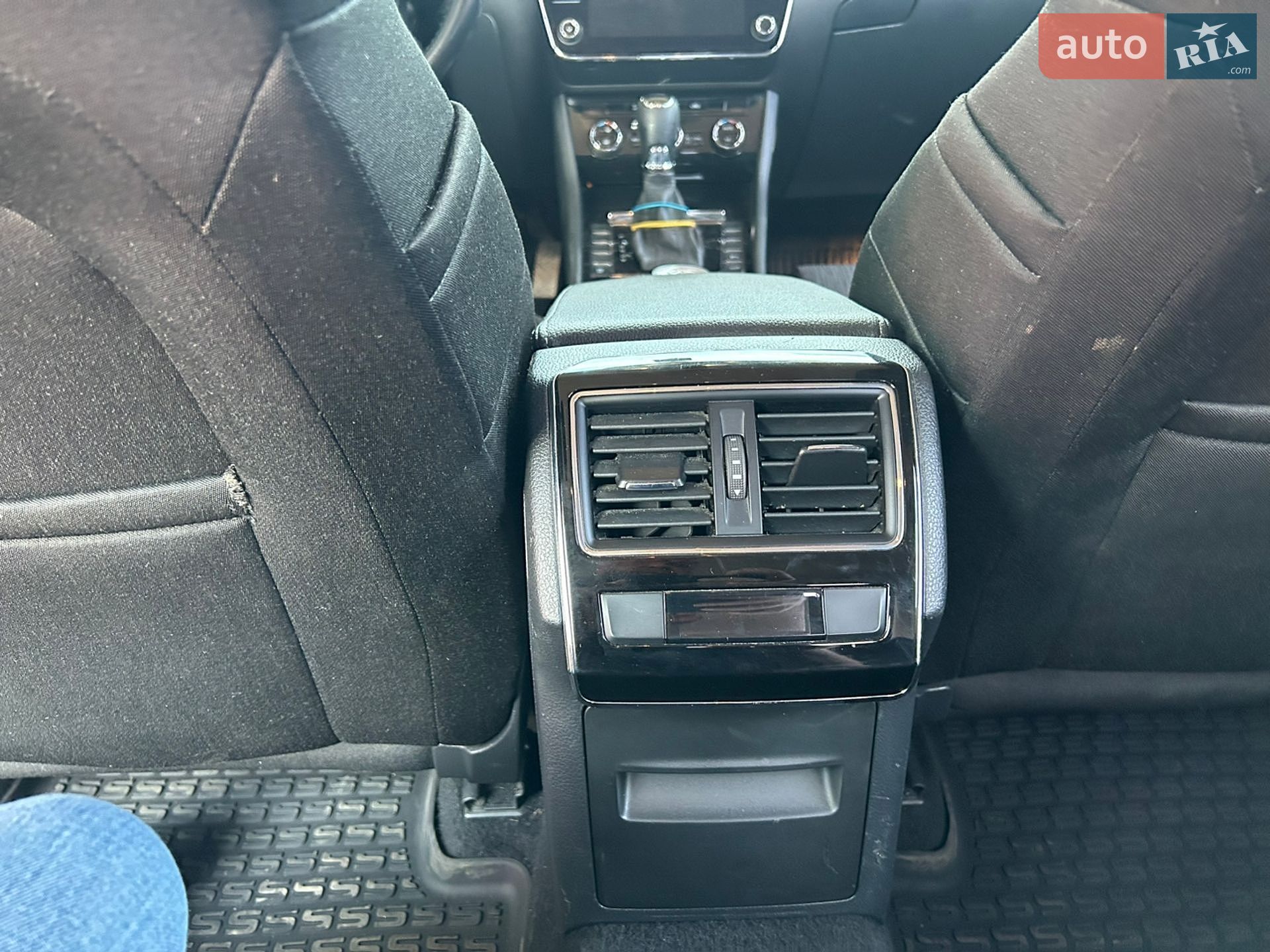 Skoda Superb 2018 VIN TMBAH7NP8K7024603 фото оголошення 15 з 17