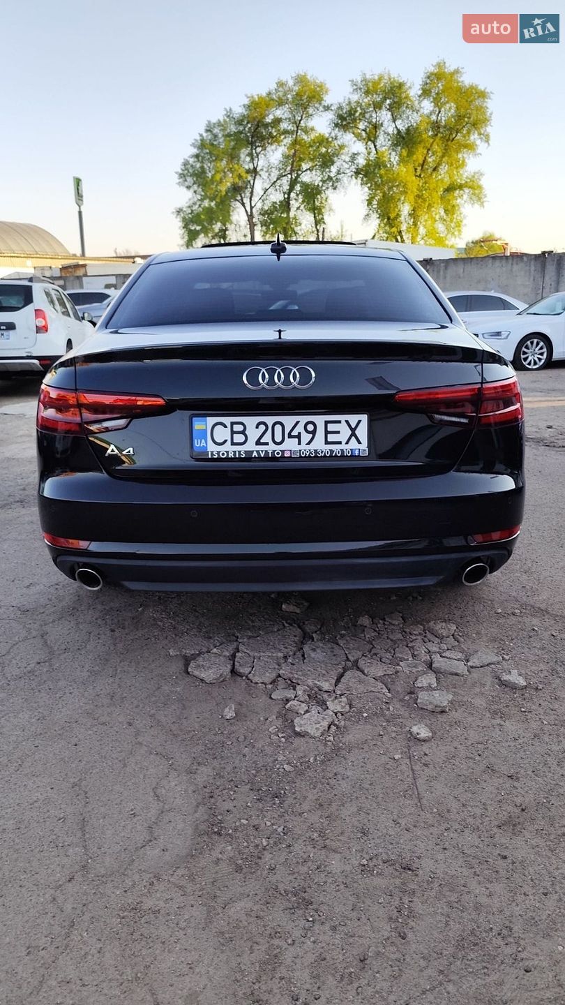 Audi A4 2017 VIN WAUGNAF4XHN015620 фото оголошення 4 з 28