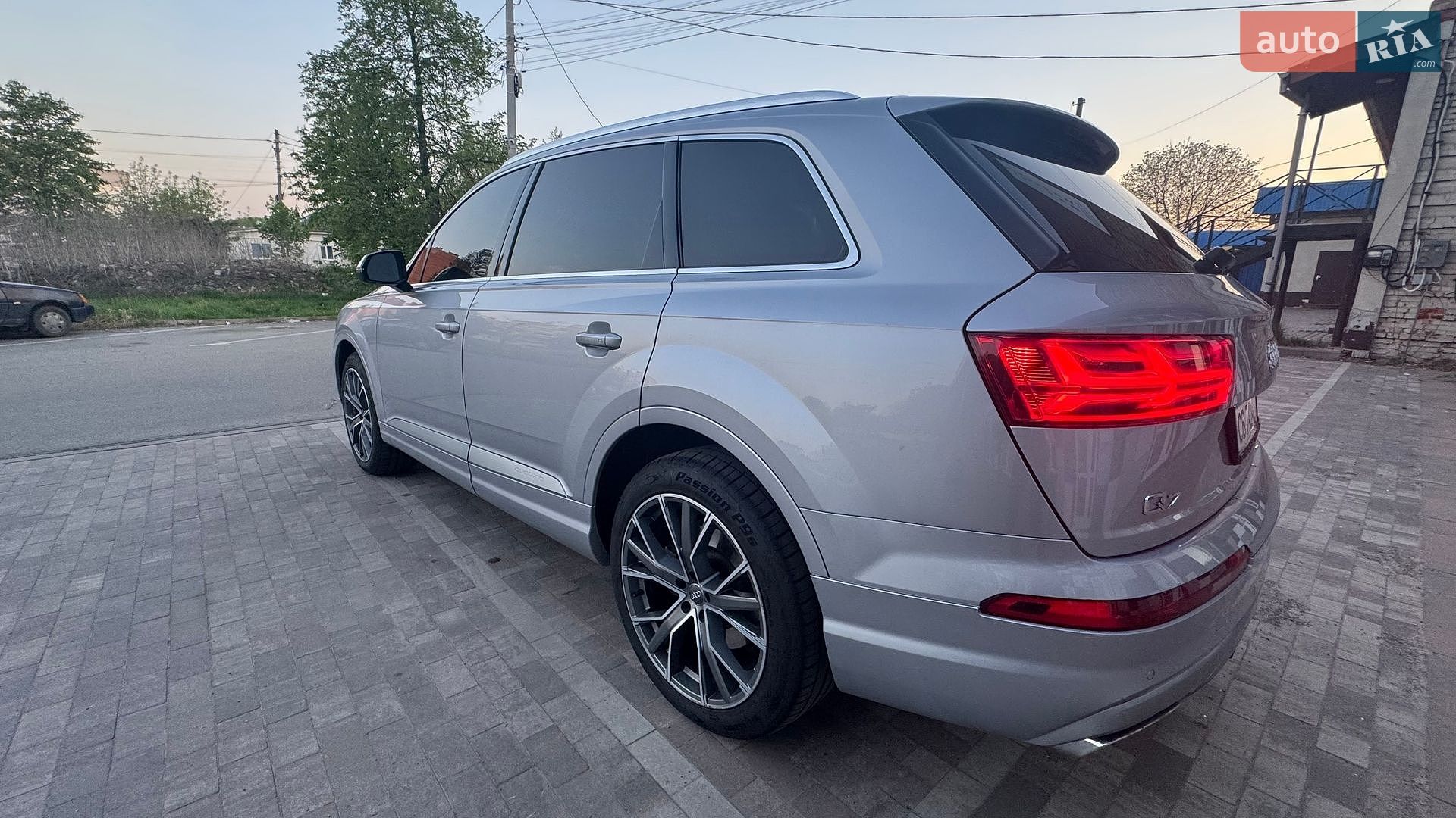 Audi Q7 2017 VIN WA1LABF78JD015568 фото оголошення 18 з 25
