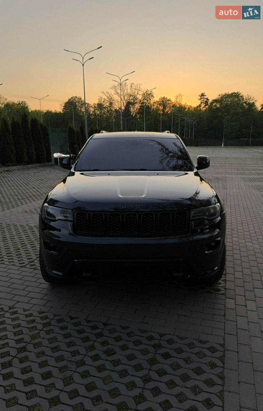 Jeep Grand Cherokee 2016 VIN 1C4RJFBG2GC431823 фото оголошення 9 з 35