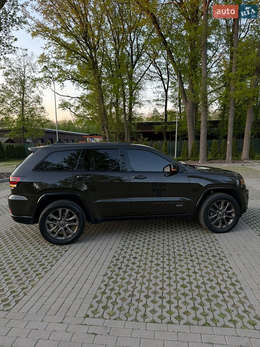 Jeep Grand Cherokee 2016 VIN 1C4RJFBG2GC431823 фото оголошення 14 з 35
