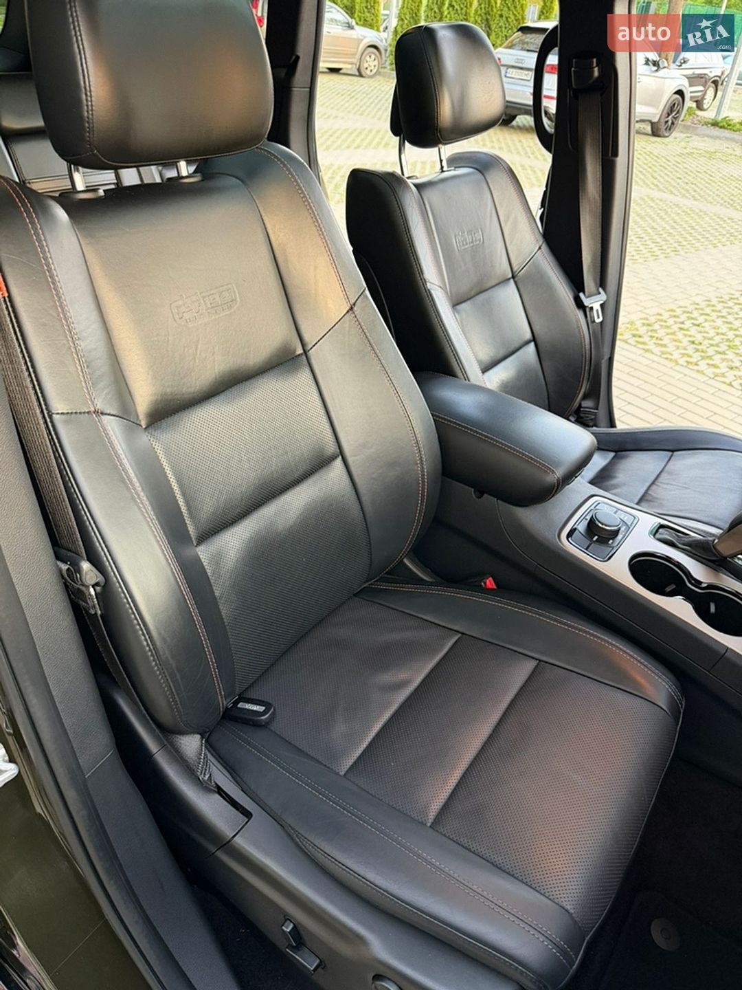 Jeep Grand Cherokee 2016 VIN 1C4RJFBG2GC431823 фото оголошення 24 з 35