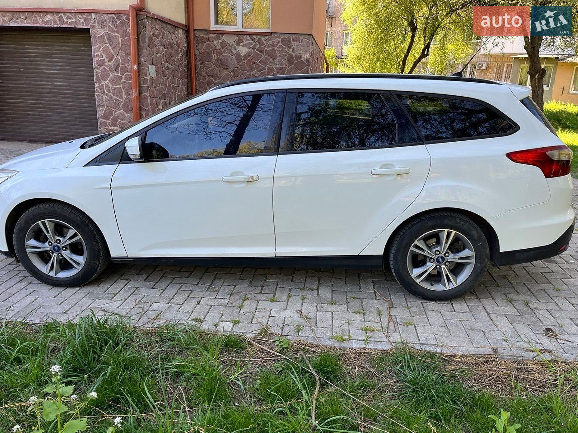 Ford Focus 2014 VIN WF0LXXGCBLEM21764 фото оголошення 4 з 10