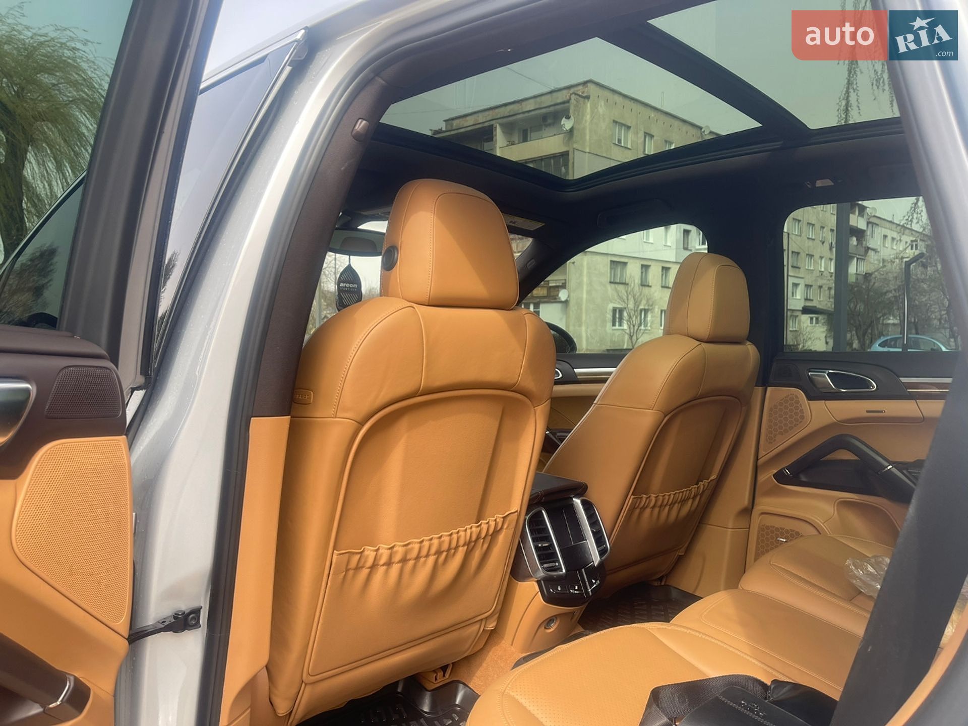 Porsche Cayenne 2013 VIN WP1AF2A22ELA41345 фото оголошення 8 з 28
