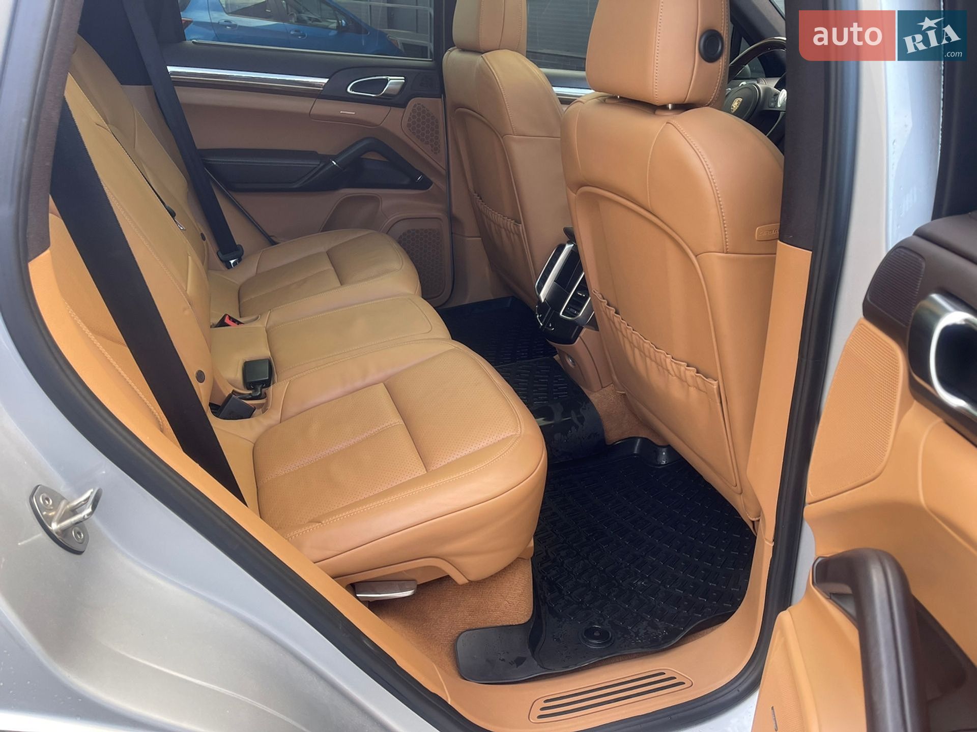 Porsche Cayenne 2013 VIN WP1AF2A22ELA41345 фото оголошення 15 з 28