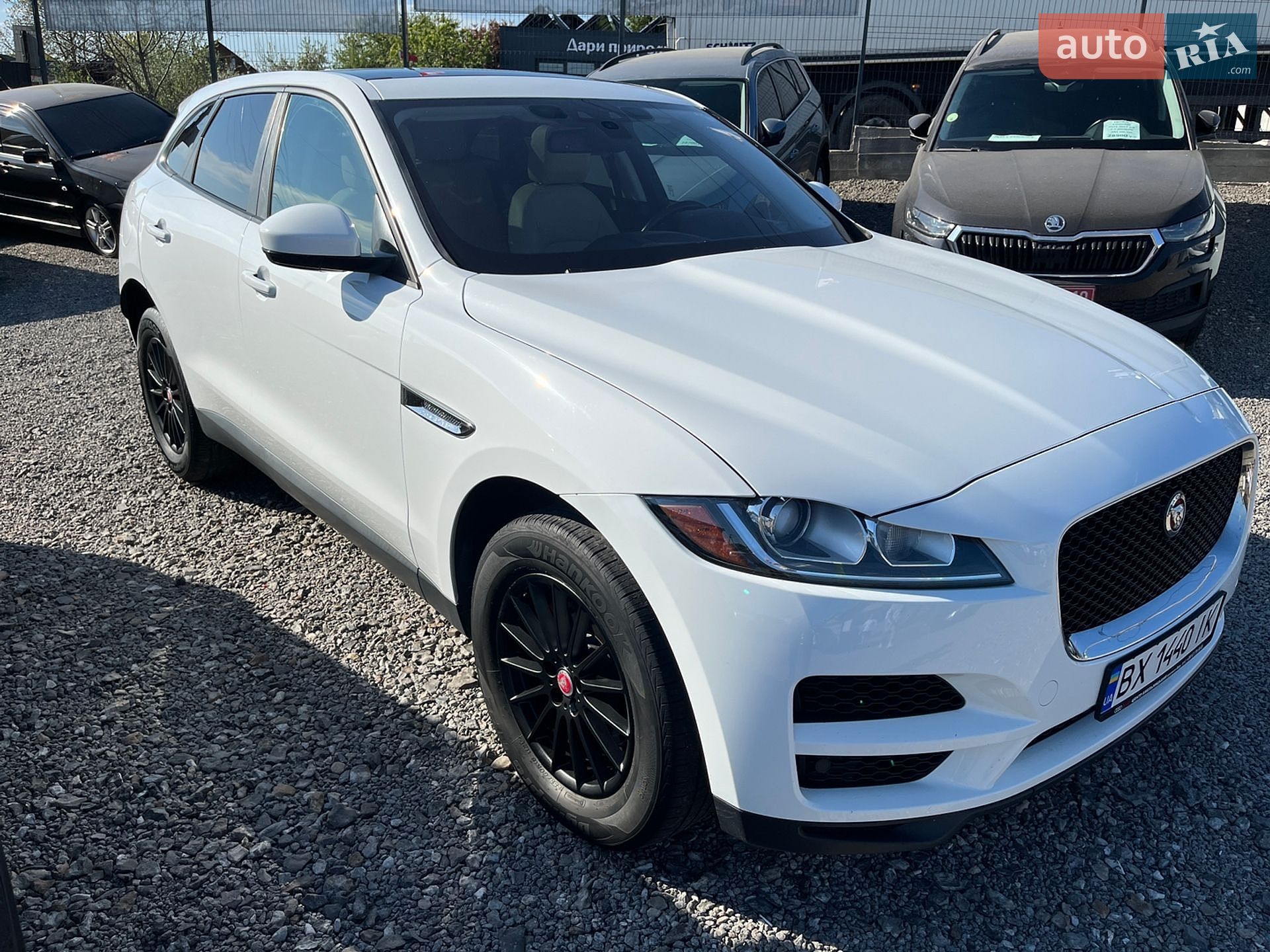 Jaguar F-Pace 2017 VIN SADCS2BN7HA892639 фото оголошення 4 з 31