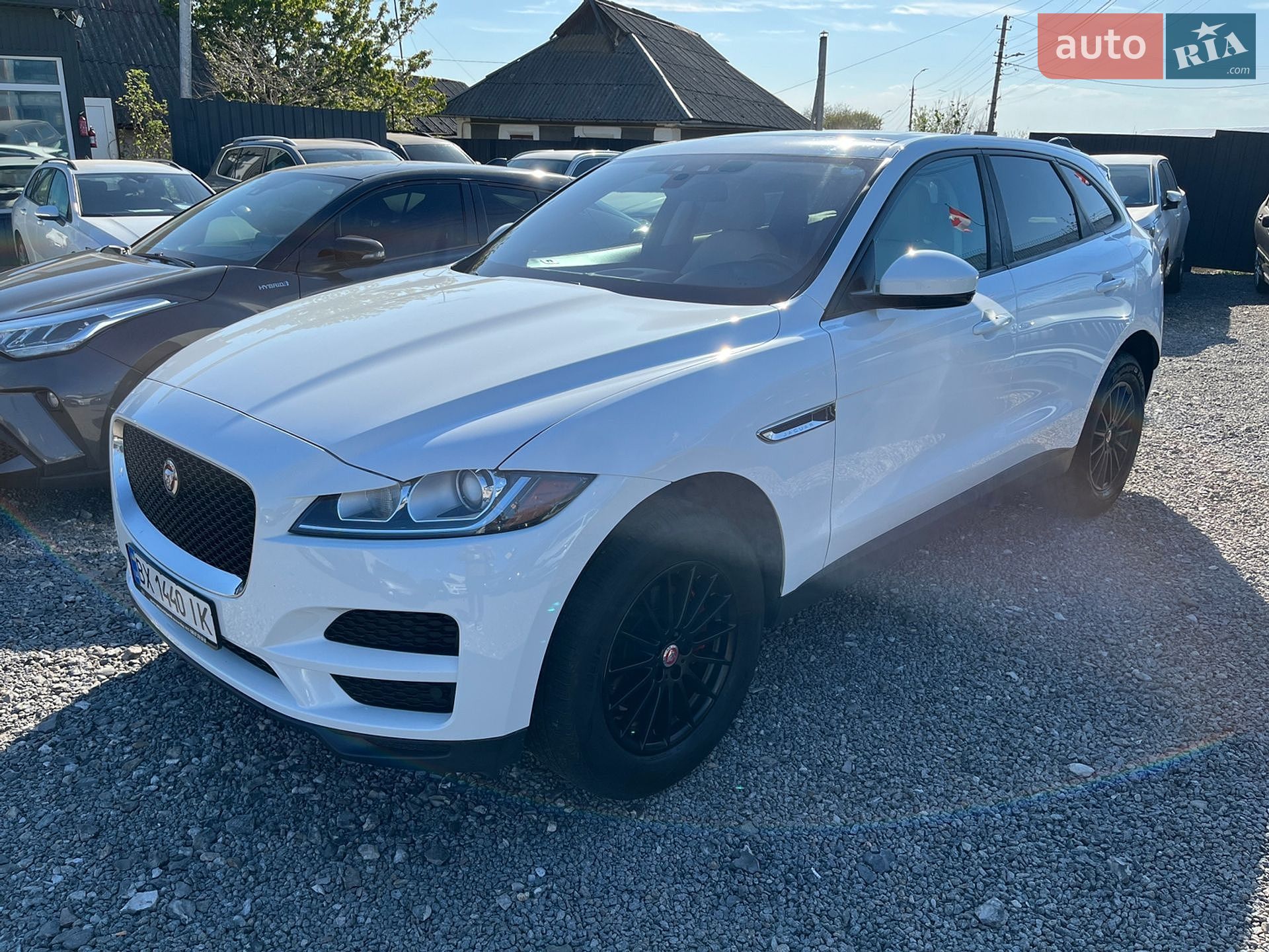 Jaguar F-Pace 2017 VIN SADCS2BN7HA892639 фото оголошення 5 з 31