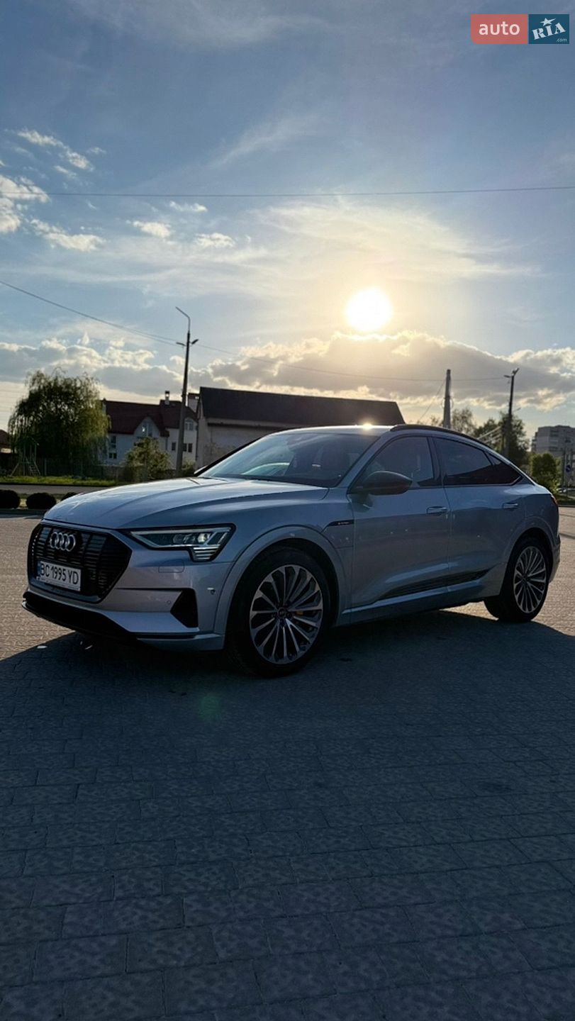 Audi e-tron Sportback 2021 VIN WAUZZZGE1MB036046 фото оголошення 4 з 43