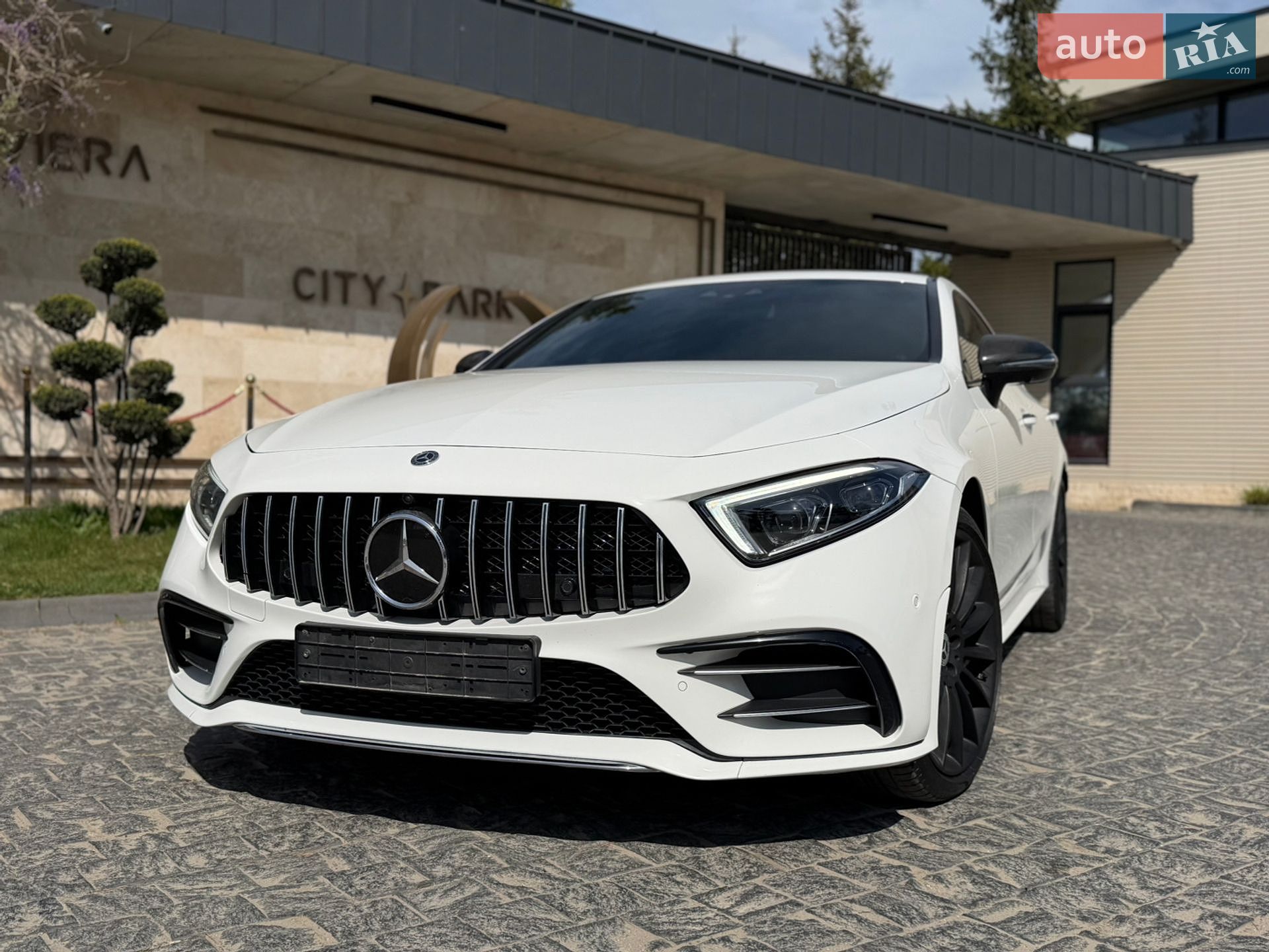 Mercedes-Benz CLS-Class 2018 VIN WDD2J2DB4KA012779 фото оголошення 2 з 90