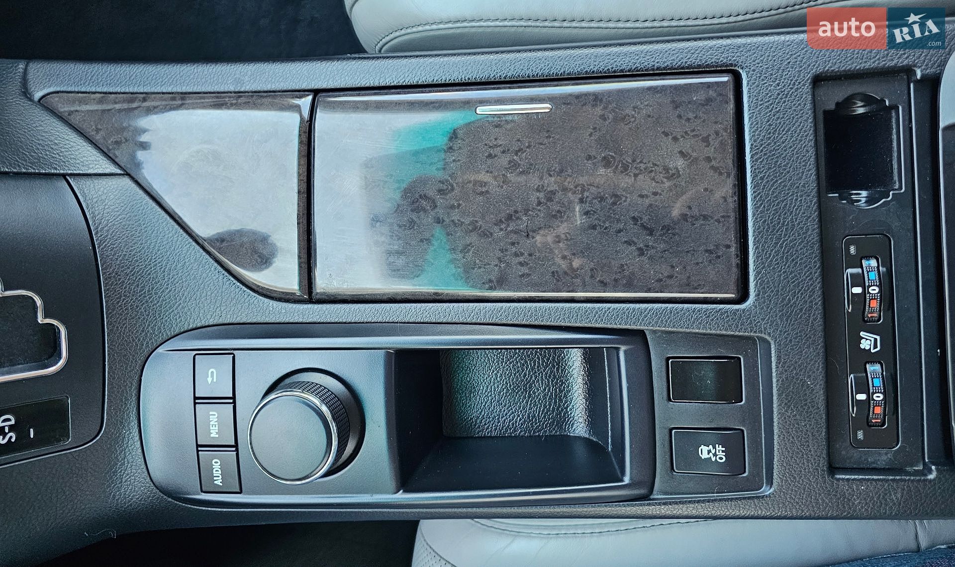 Lexus RX 2014 VIN JTJZK1BA9F2423943 фото оголошення 34 з 38