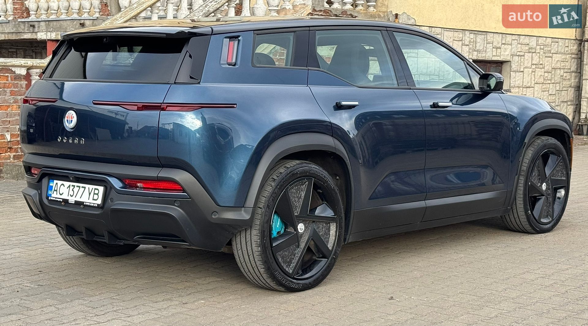 Fisker Ocean 2023 VIN VCF1EBU2XPG007925 фото оголошення 4 з 16