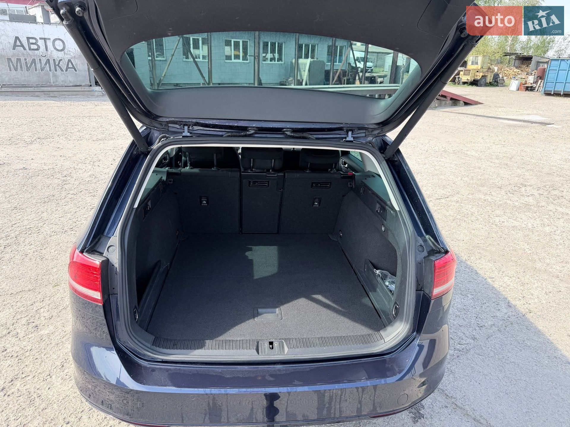 Volkswagen Passat 2015 VIN WVWZZZ3CZFE507319 фото оголошення 18 з 19