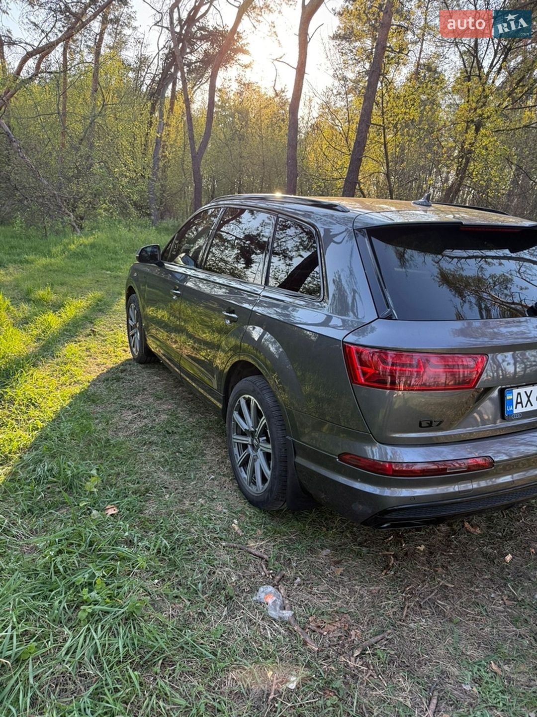 Audi Q7 2018 VIN WA1LHAF77JD036286 фото оголошення 5 з 28