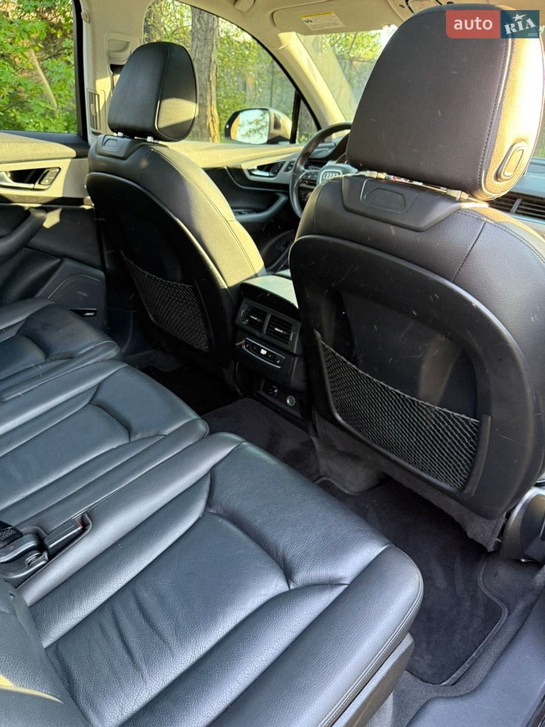 Audi Q7 2018 VIN WA1LHAF77JD036286 фото оголошення 10 з 28