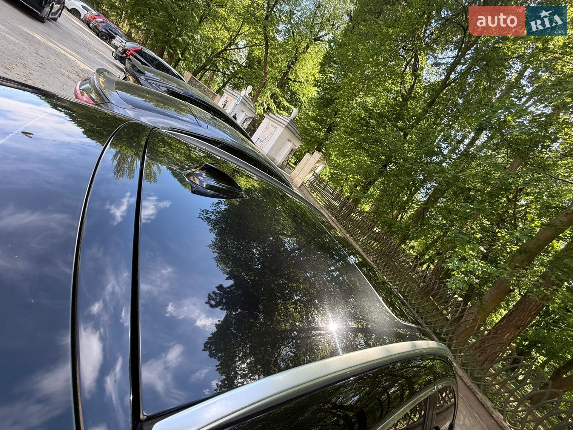 BMW X6 2017 VIN WBAKV210XJ0Y40340 фото оголошення 40 з 47