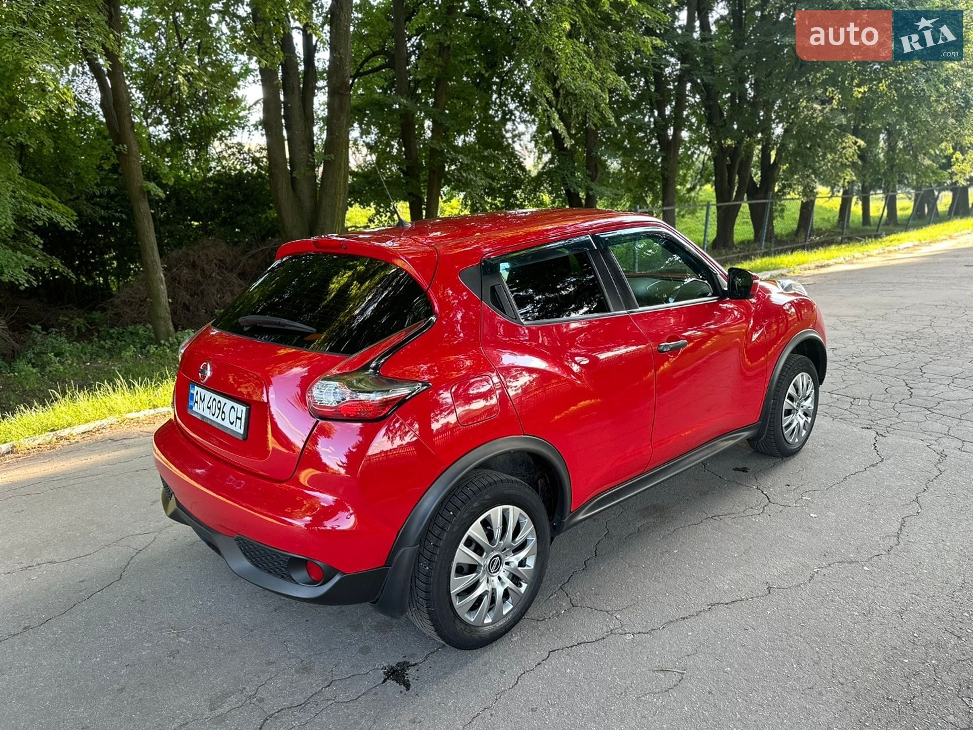Nissan Juke 2017 VIN SJNFBAF15U7412564 фото оголошення 16 з 40