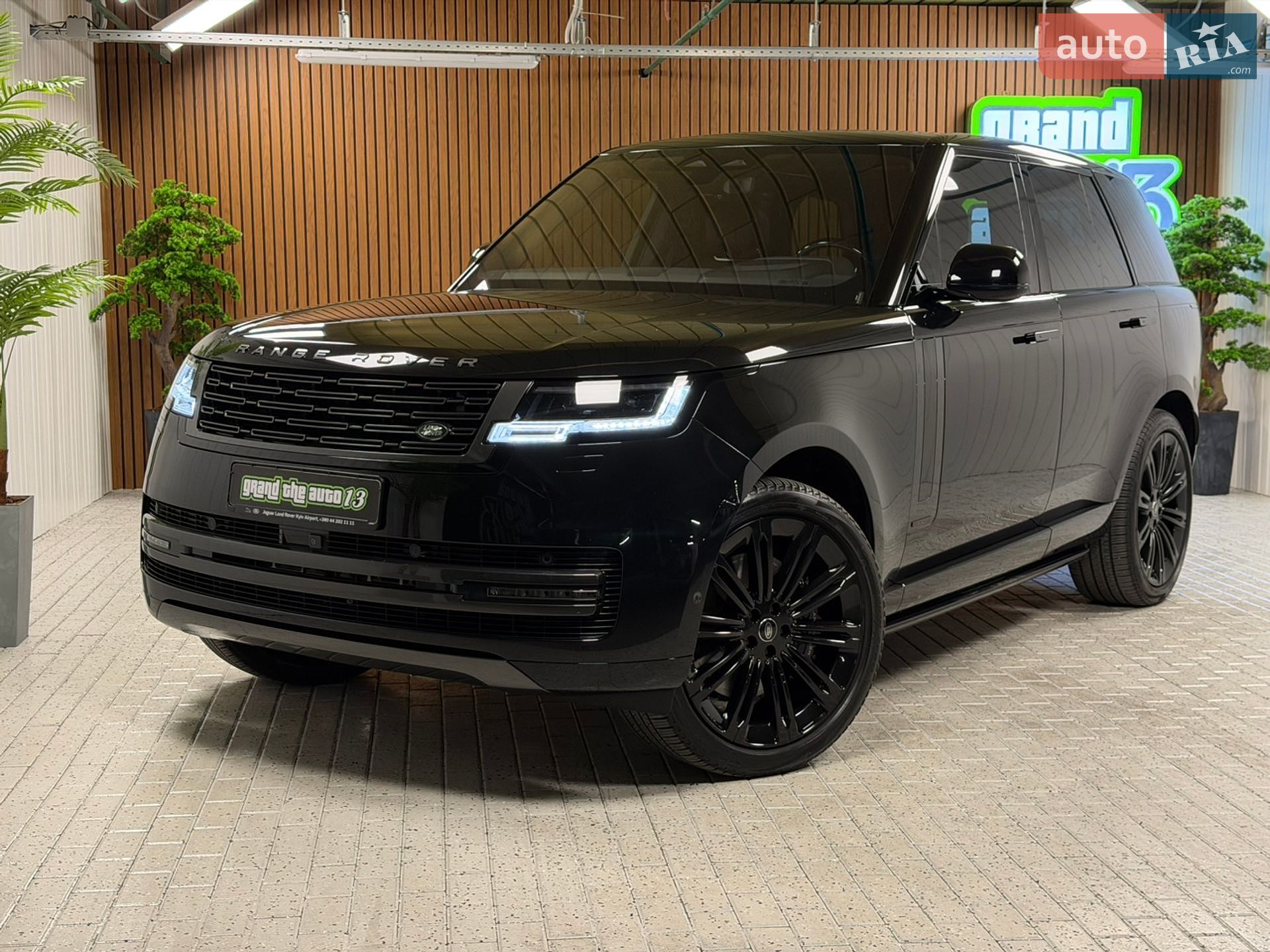 Land Rover Range Rover 2023 VIN SALKA9B75PA057375 фото оголошення 2 з 56